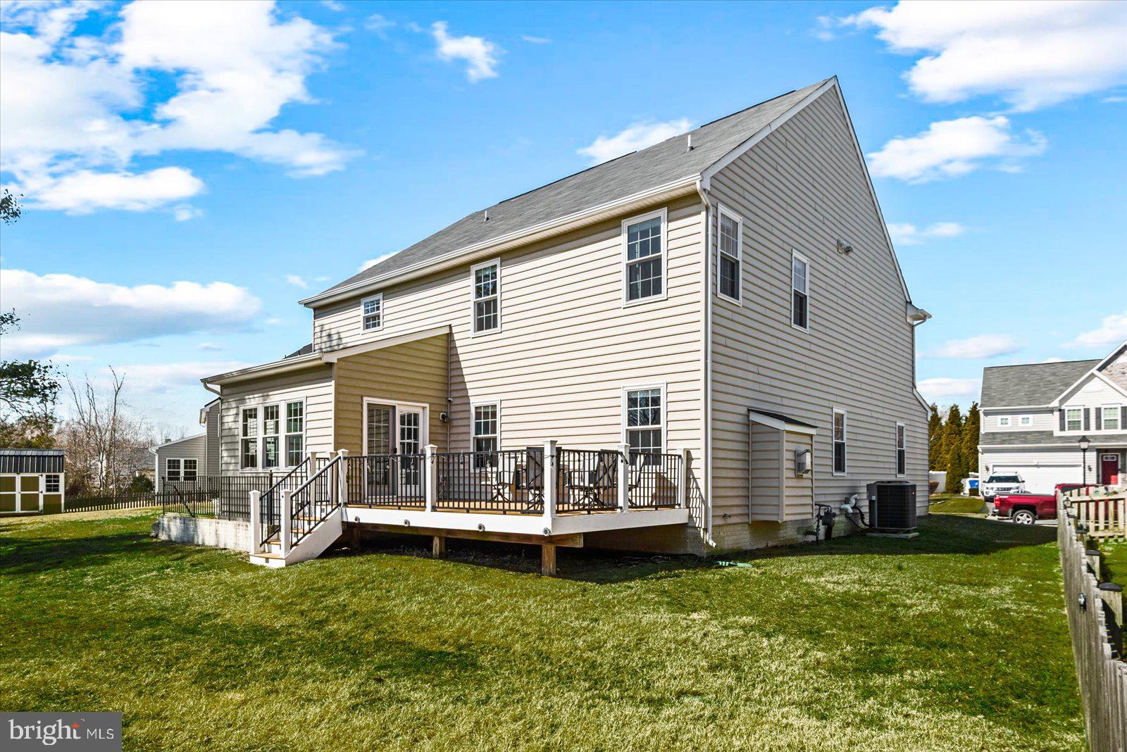 STAFFORD LANDING - Residential