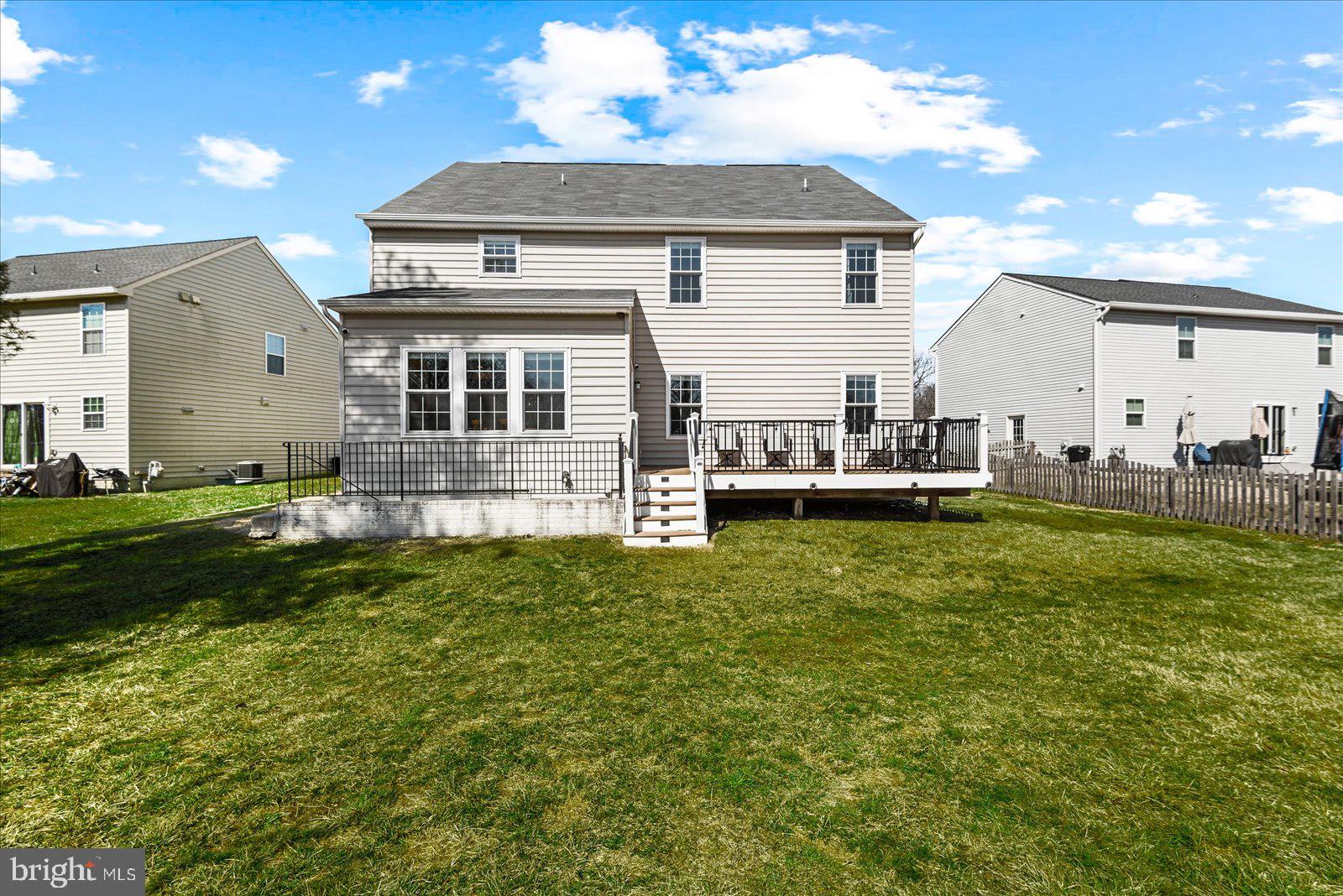 STAFFORD LANDING - Residential