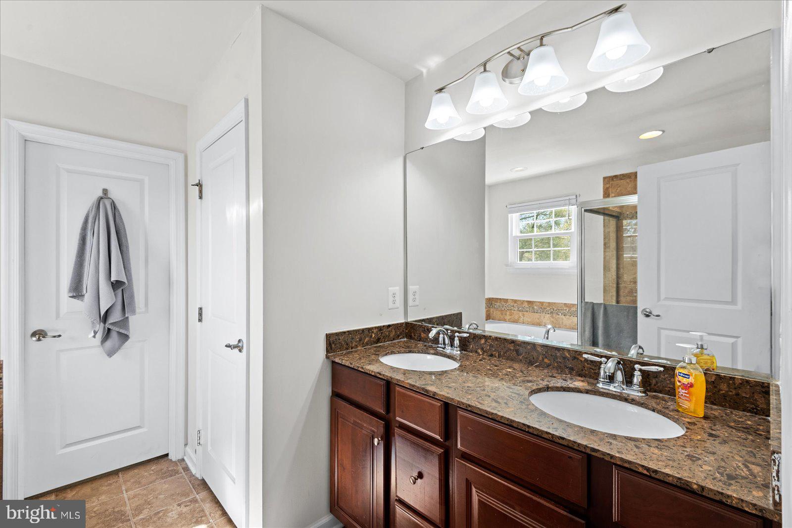 STAFFORD LANDING - Residential