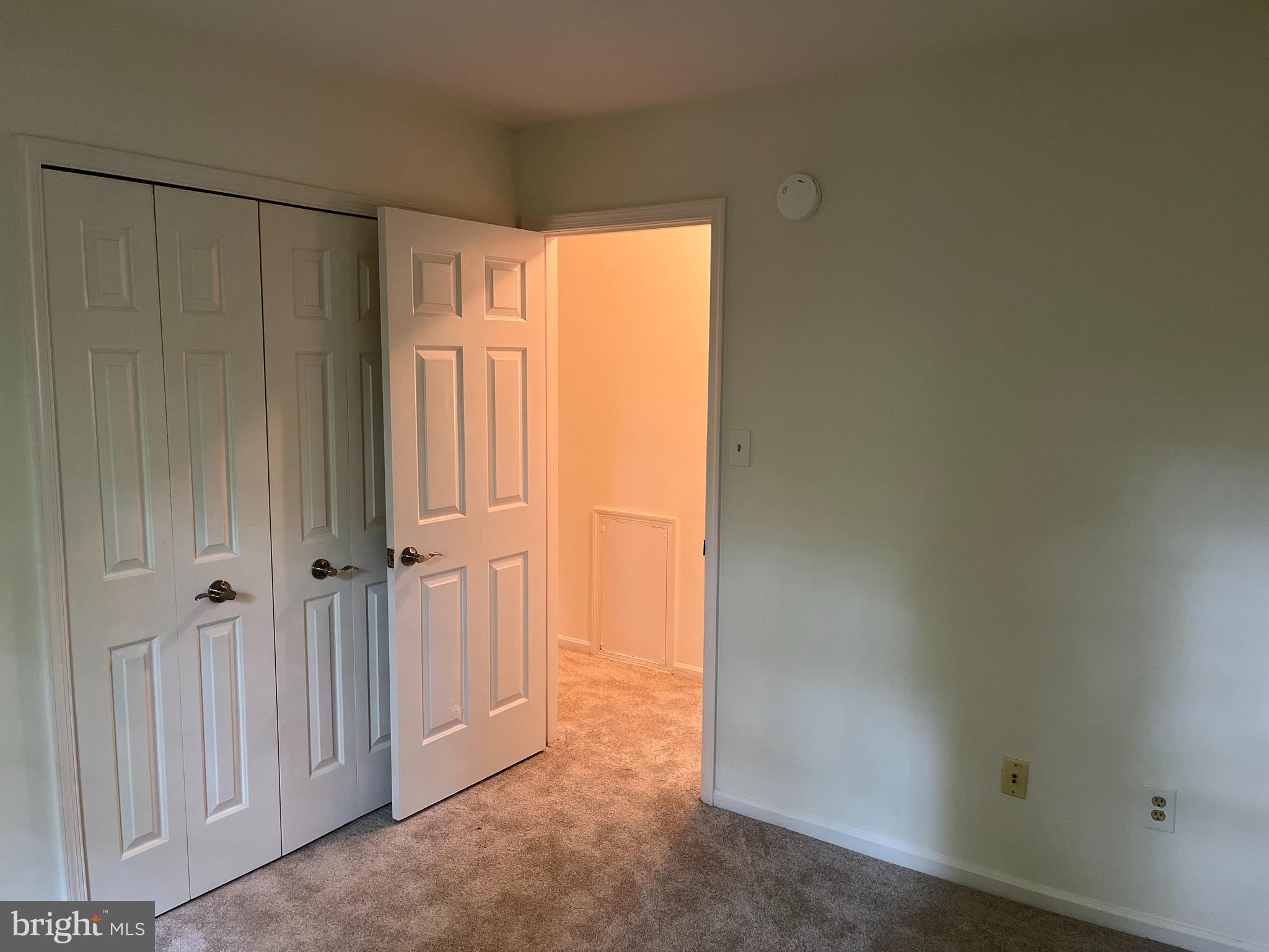 WOODLYNNE COMMUNITY - Residential Lease