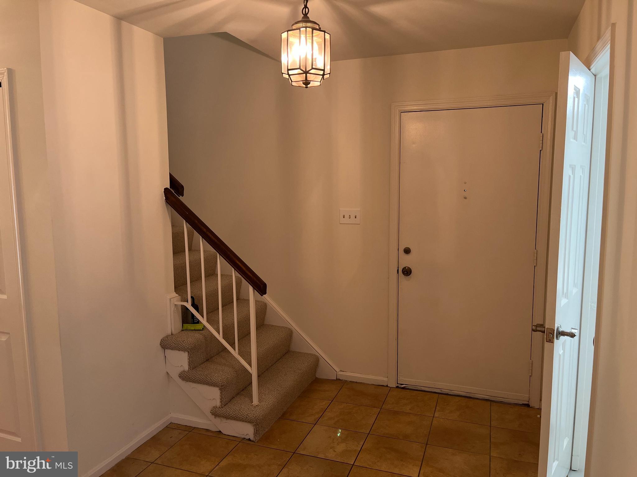 WOODLYNNE COMMUNITY - Residential Lease