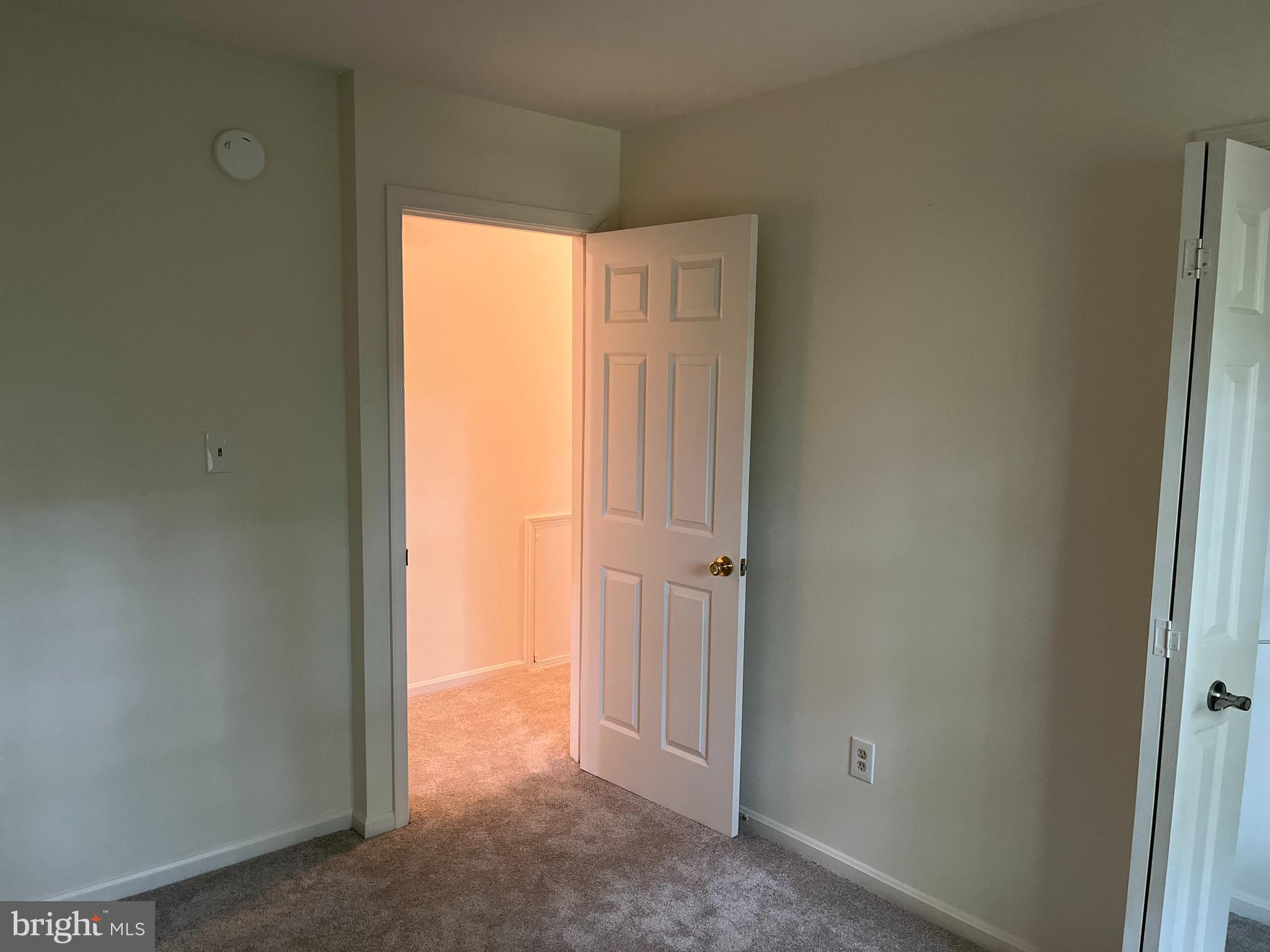 WOODLYNNE COMMUNITY - Residential Lease