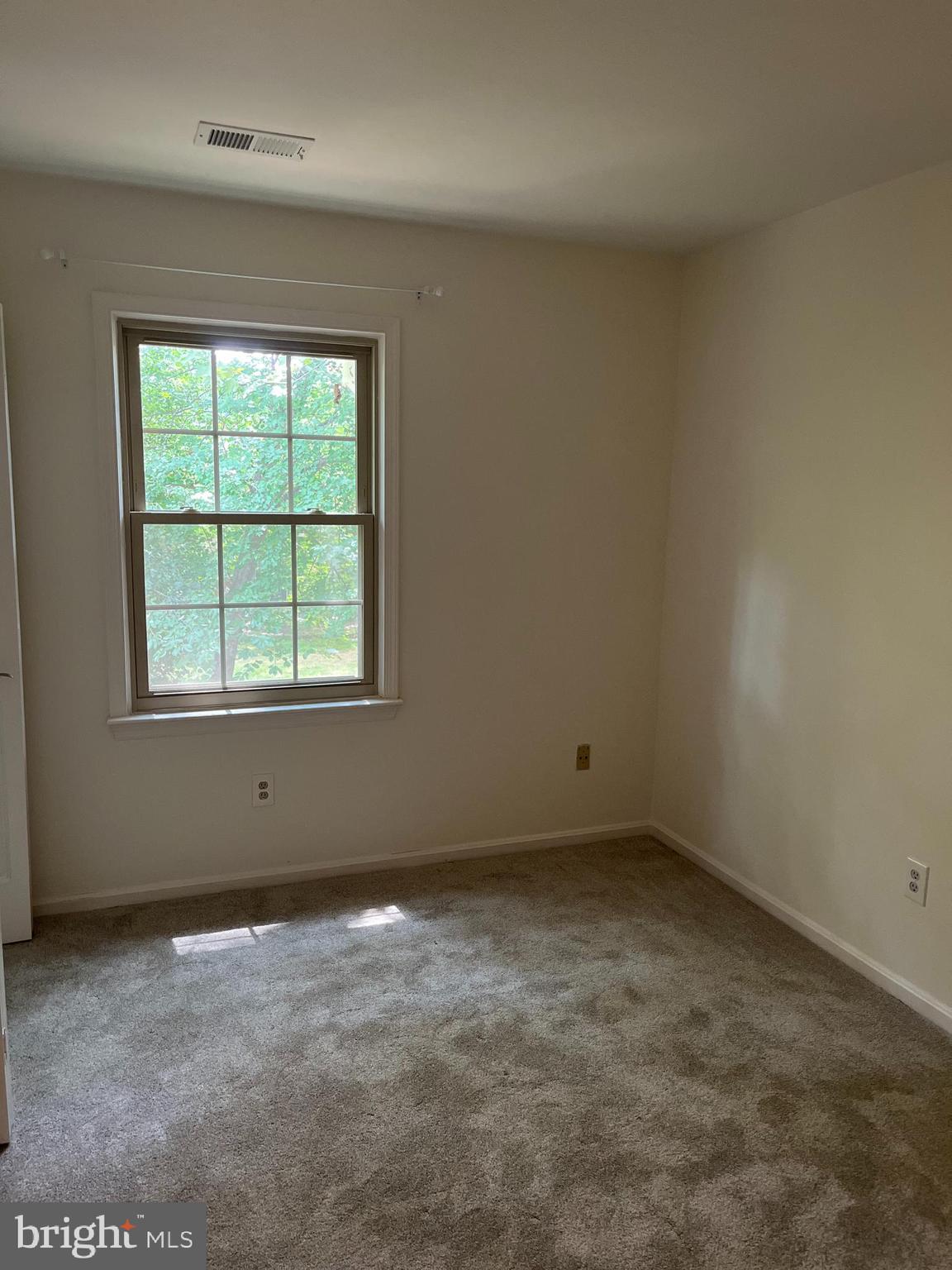 WOODLYNNE COMMUNITY - Residential Lease