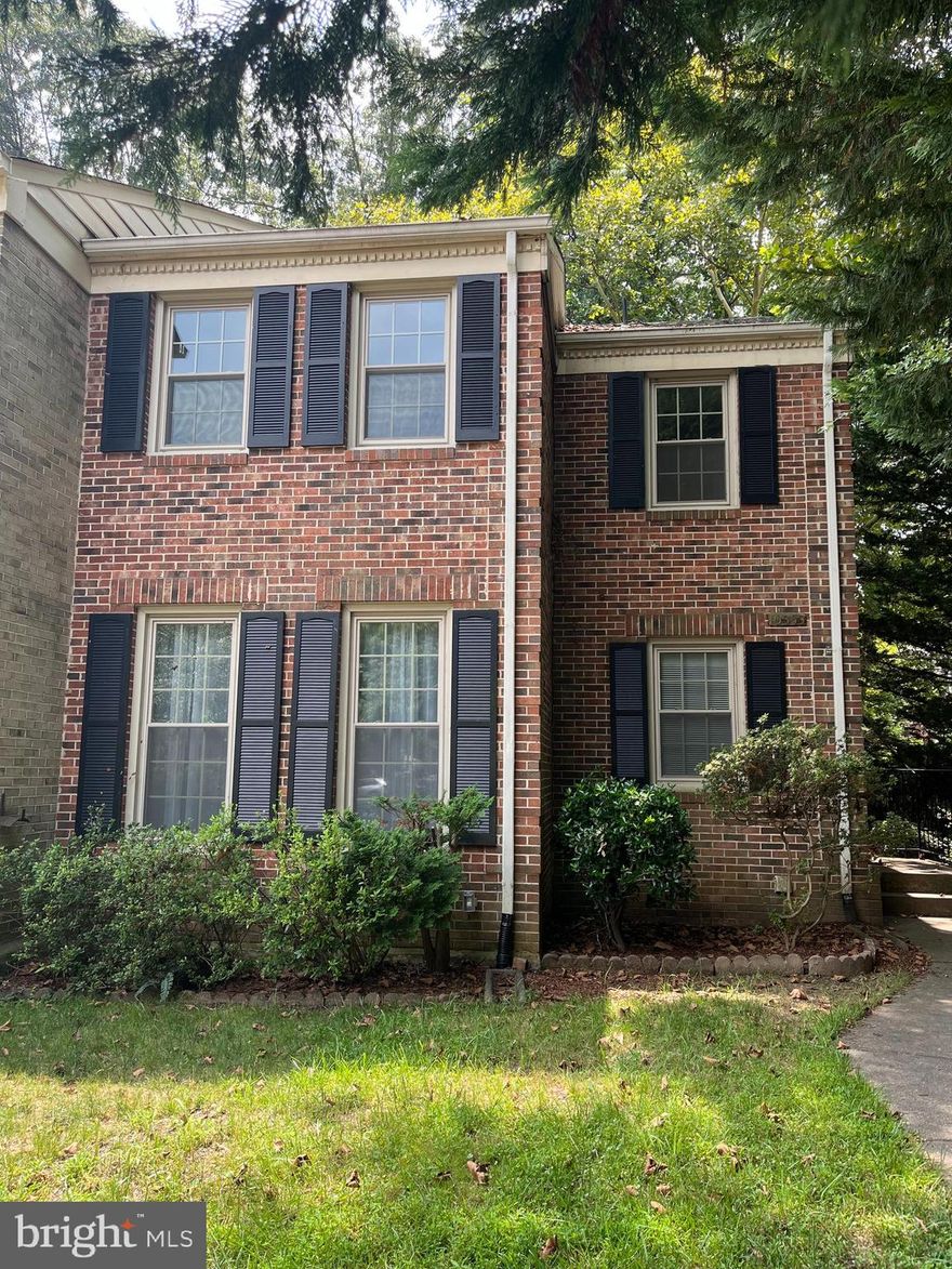 Renovated end unit townhouse in Fairfax! This property offers renovated kitchen and baths, new plank flooring, new carpet, fresh paint through out. There are 3 bedrooms and 2 full baths on the top floor and a bedroom with a full bath in the basement. Both the breakfast room and the rec room have wood burning fireplaces and the basement door walks out to a level, fenced in back yard. Not to mention...easy access to shopping,  commuter rail station, and the Fairfax County Parkway.