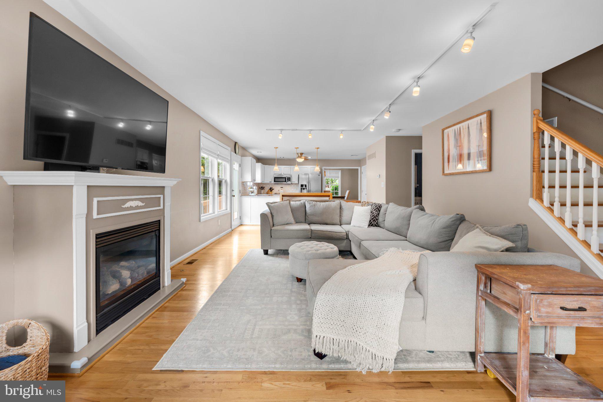 NORTH WAYNE - Residential