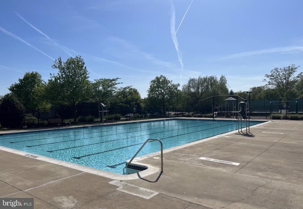 BELMONT BAY - Residential