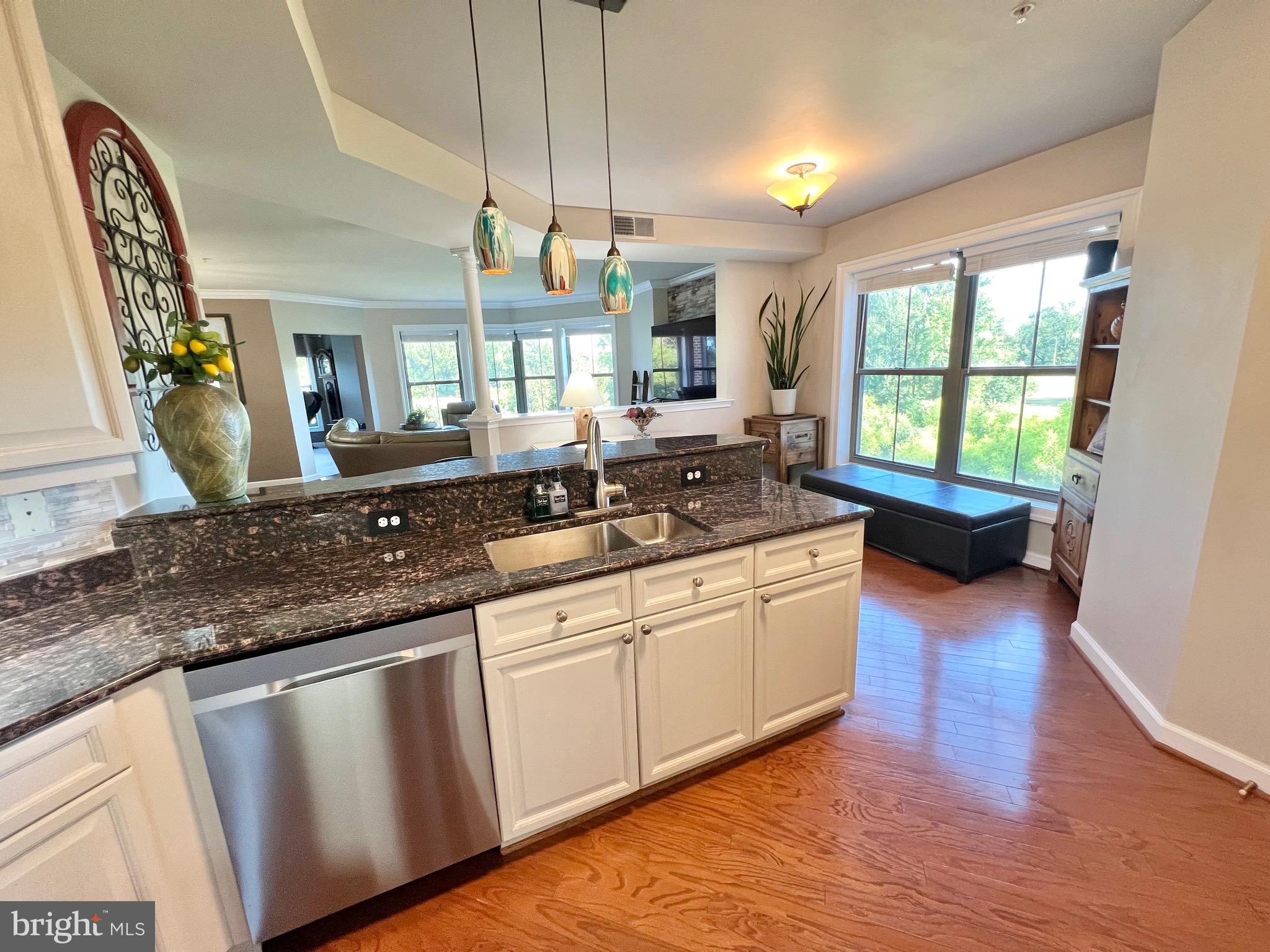 BELMONT BAY - Residential