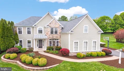 1538 Tattersall Way, West Chester, PA MLS: PACT2125200