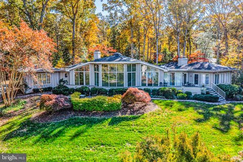 Homes For Sale - 219 Red Fox Lane<br/> WEEMS, VA 22576