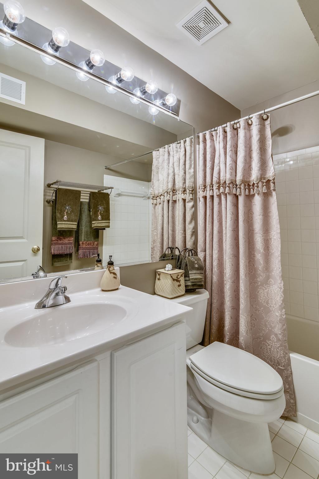 BRAMBLETON LANDBAY 2 - Residential