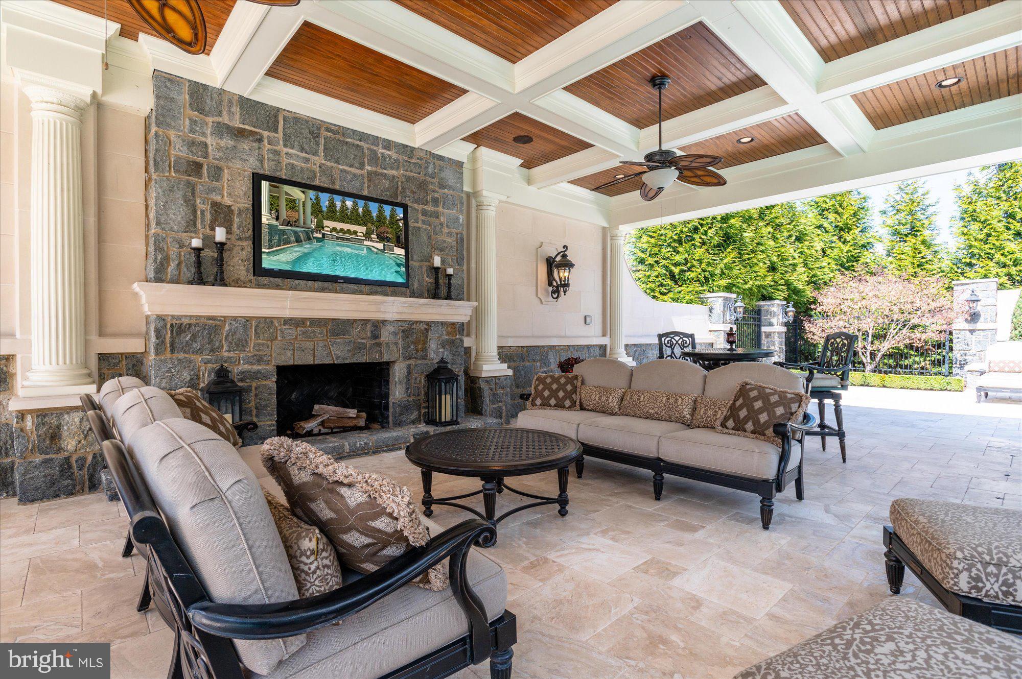 MACKALL FARMS - Residential