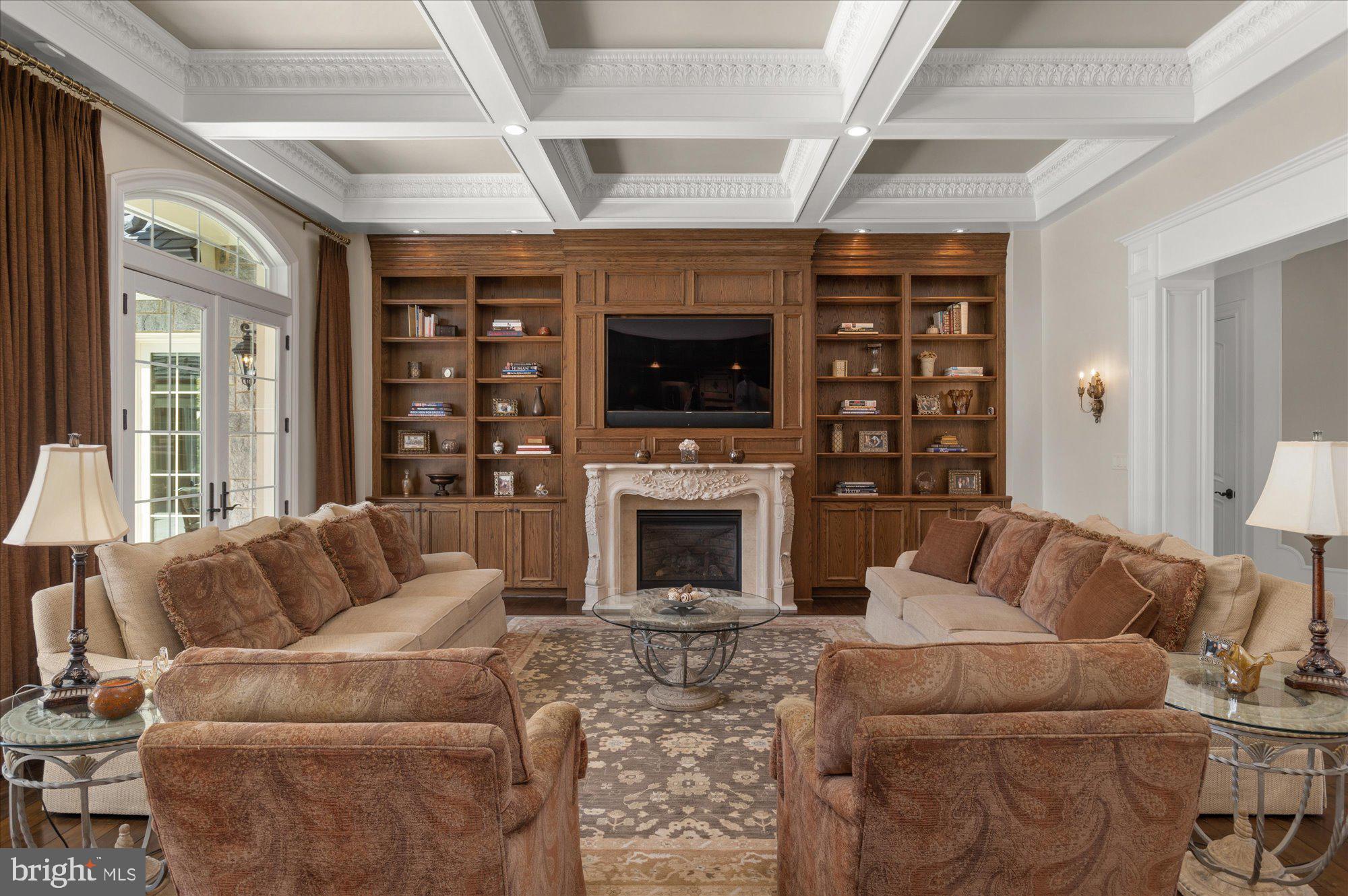 MACKALL FARMS - Residential