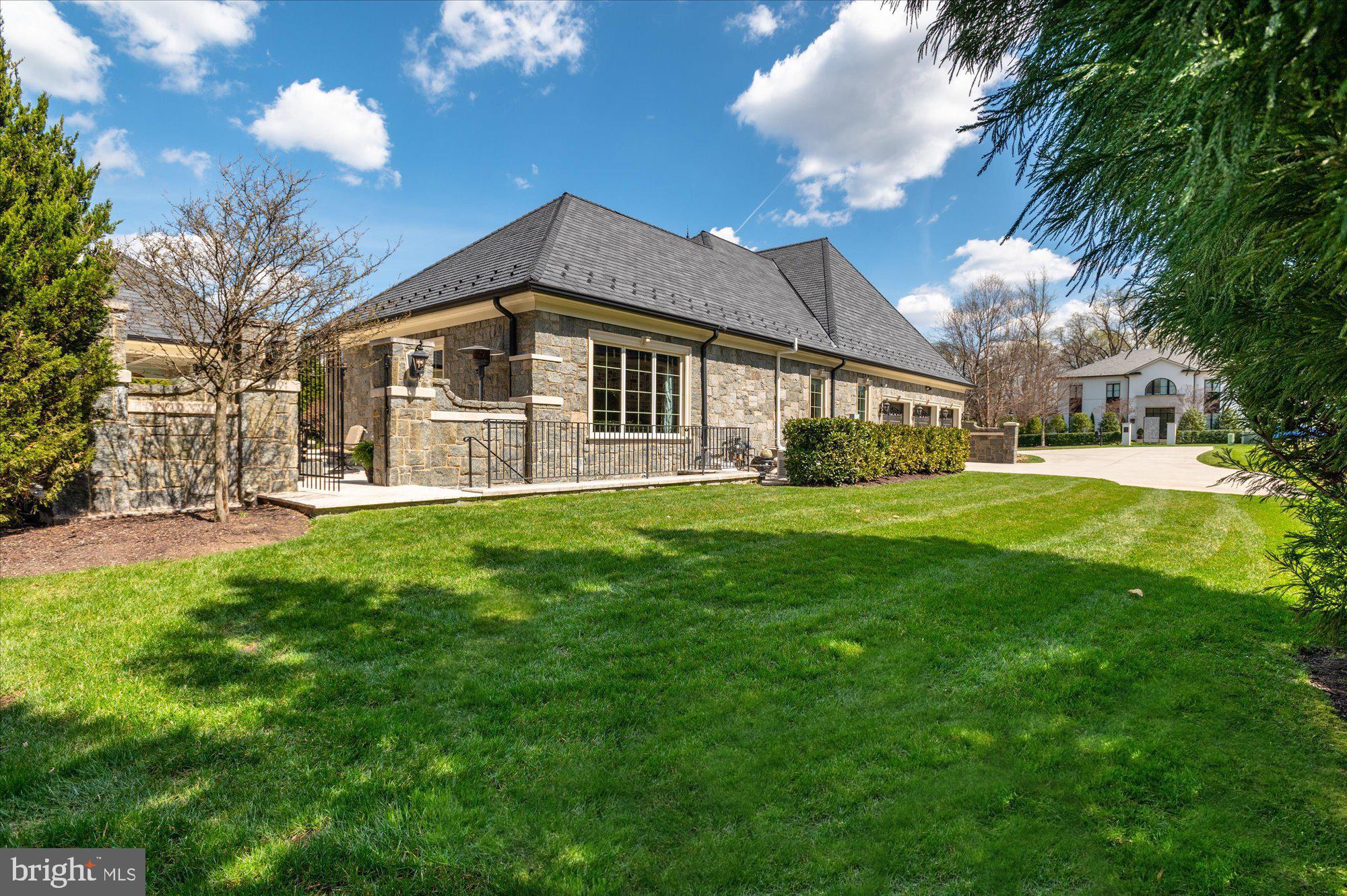 MACKALL FARMS - Residential