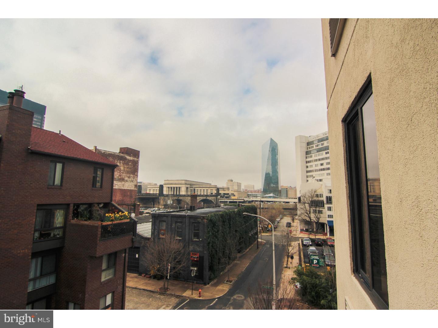 LOGAN SQUARE - Residential Lease