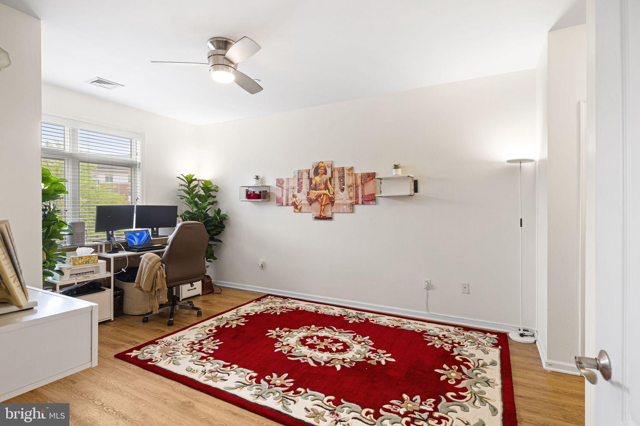 HUNTINGDON PLACE - Residential