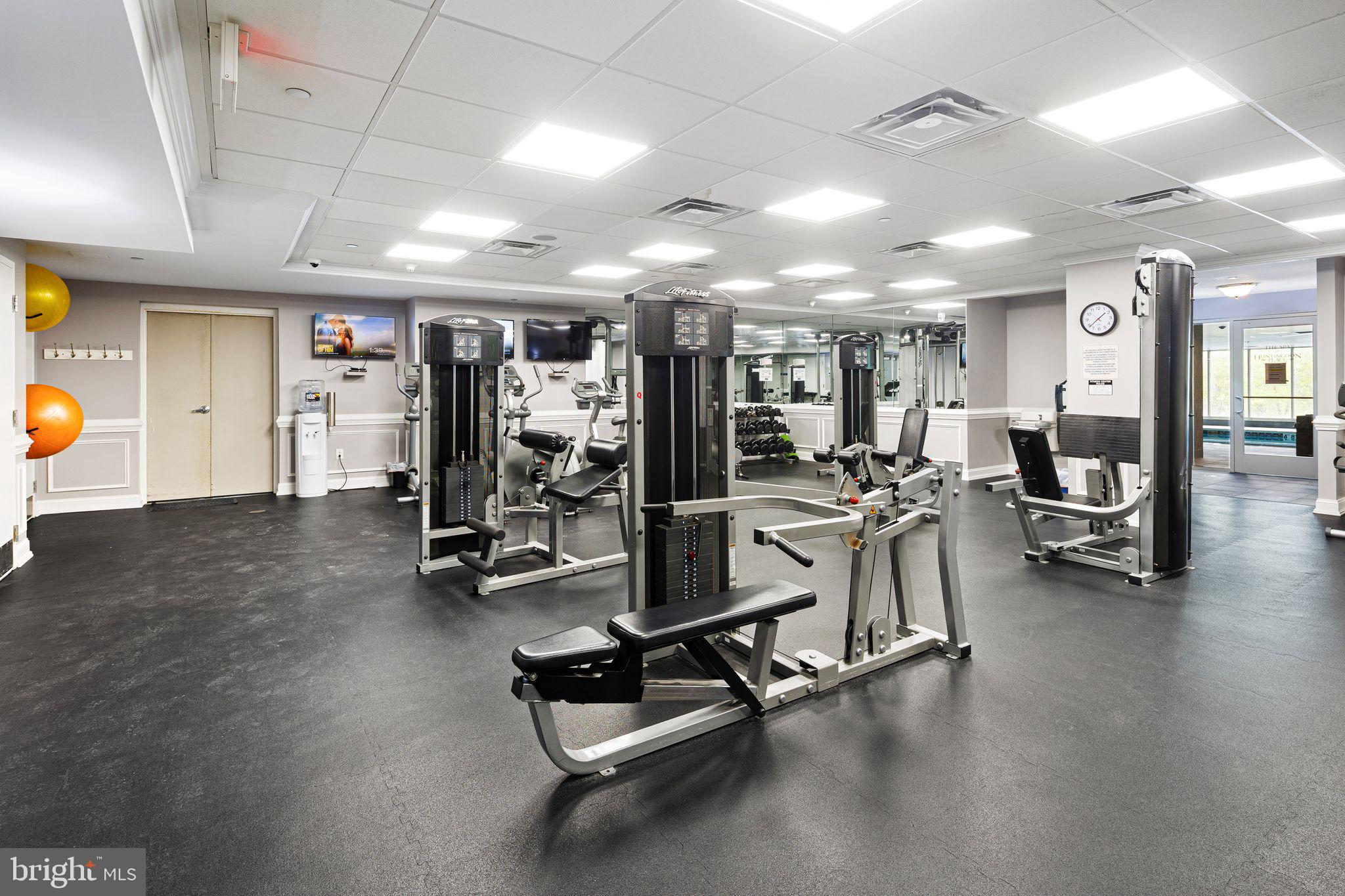 HUNTINGDON PLACE - Residential