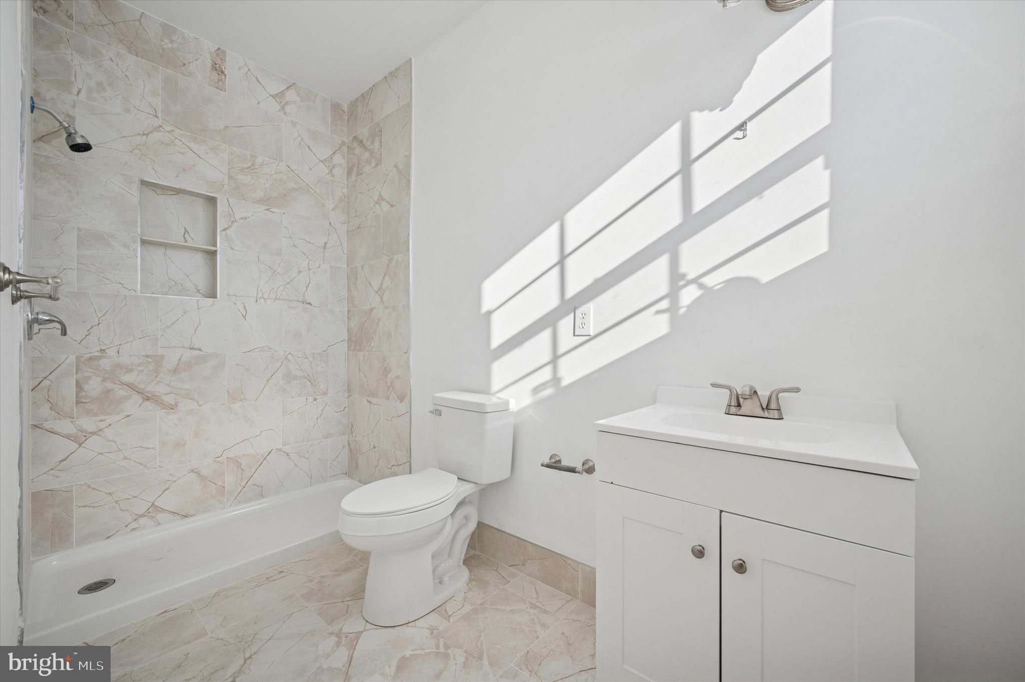 HORSHAM MEADOWS - Residential