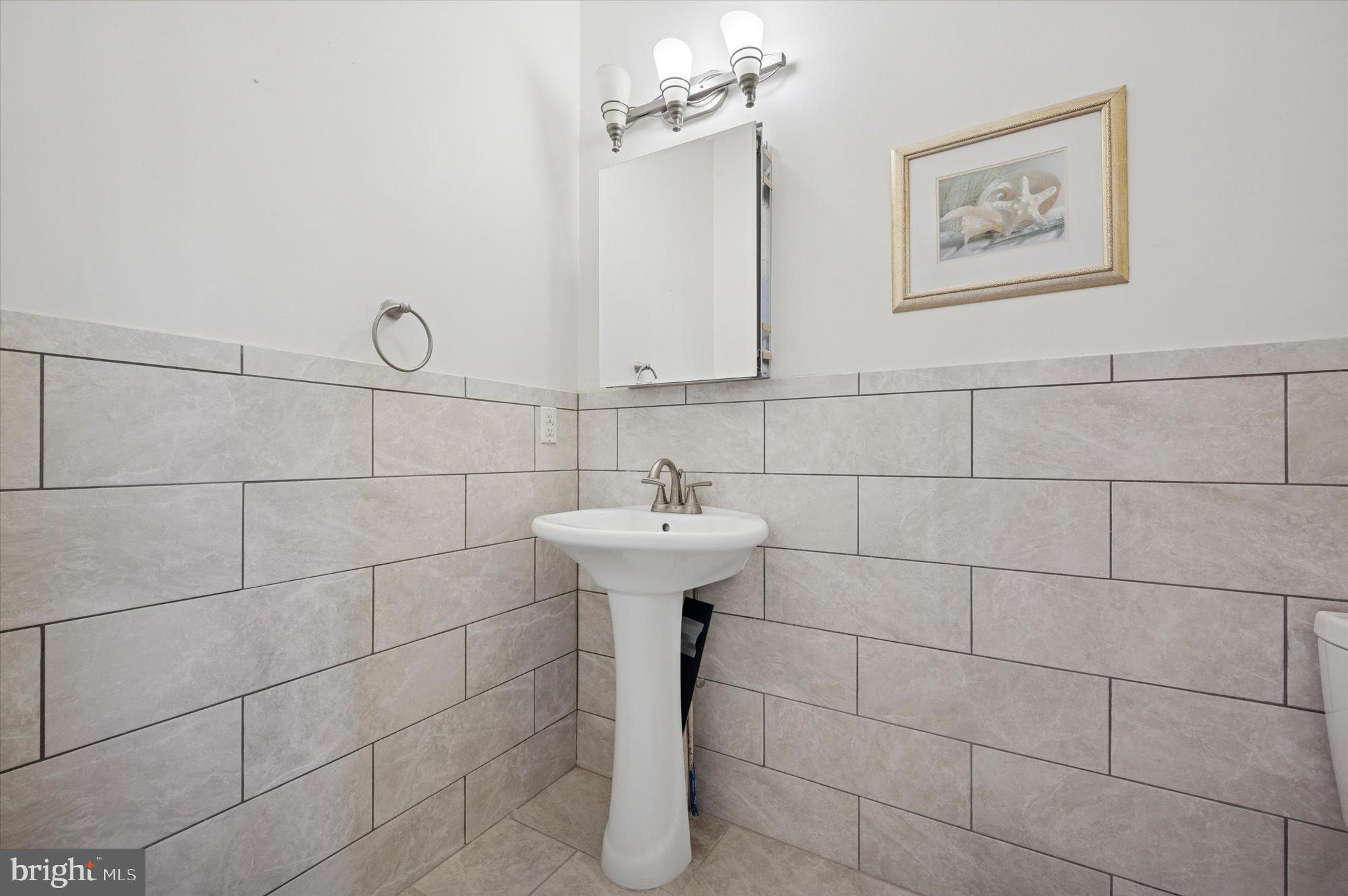 HORSHAM MEADOWS - Residential