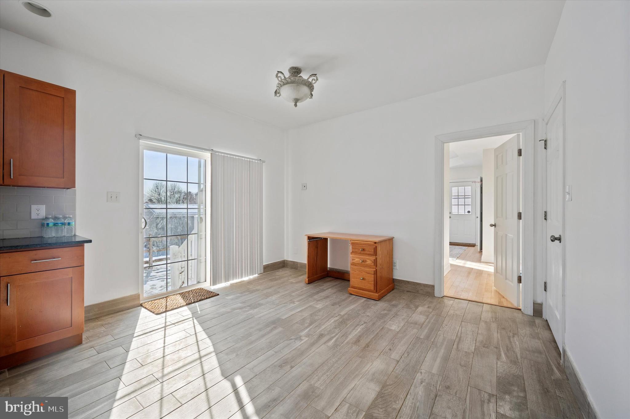 HORSHAM MEADOWS - Residential