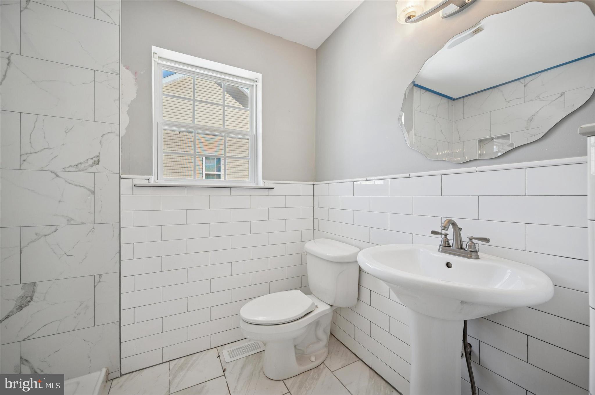 HORSHAM MEADOWS - Residential