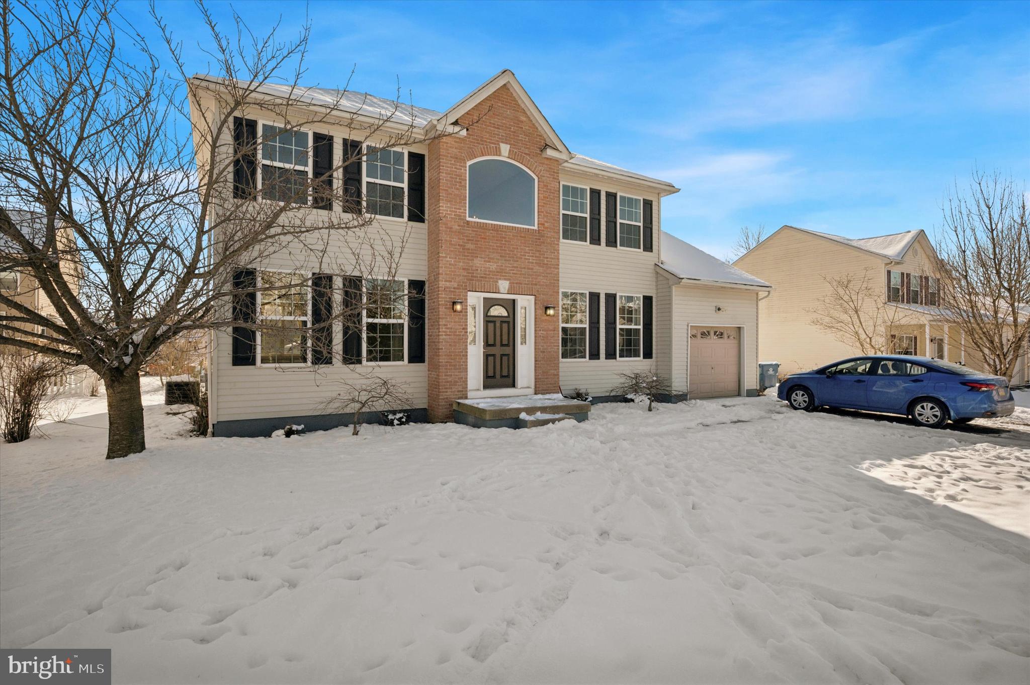 HORSHAM MEADOWS - Residential