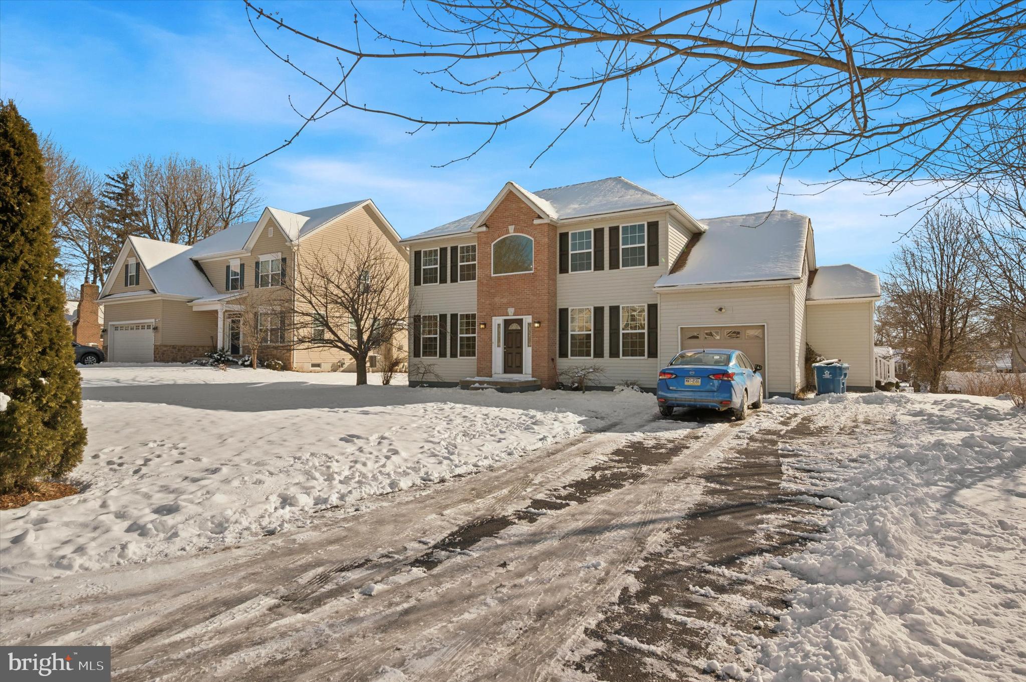 HORSHAM MEADOWS - Residential