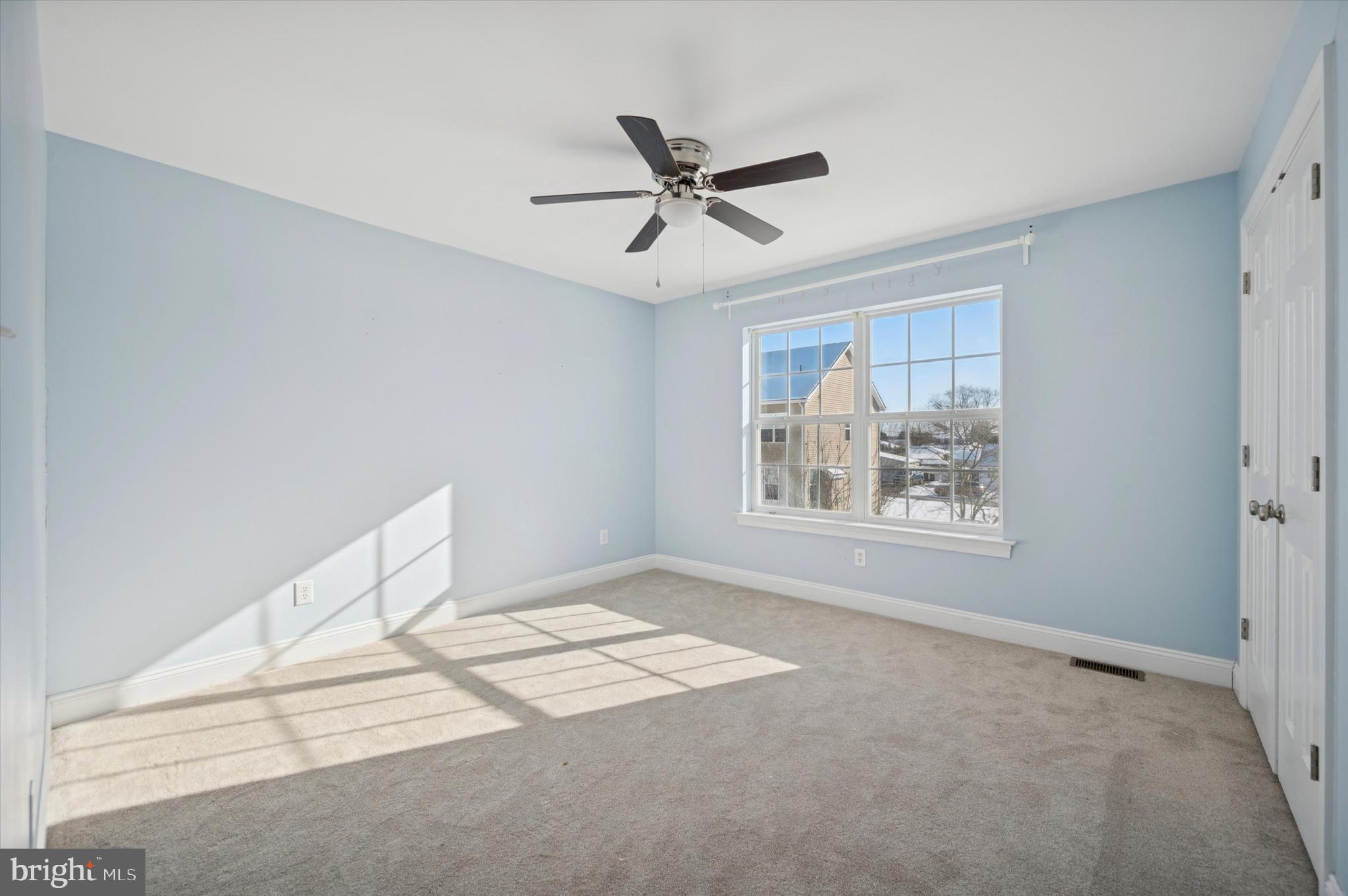 HORSHAM MEADOWS - Residential