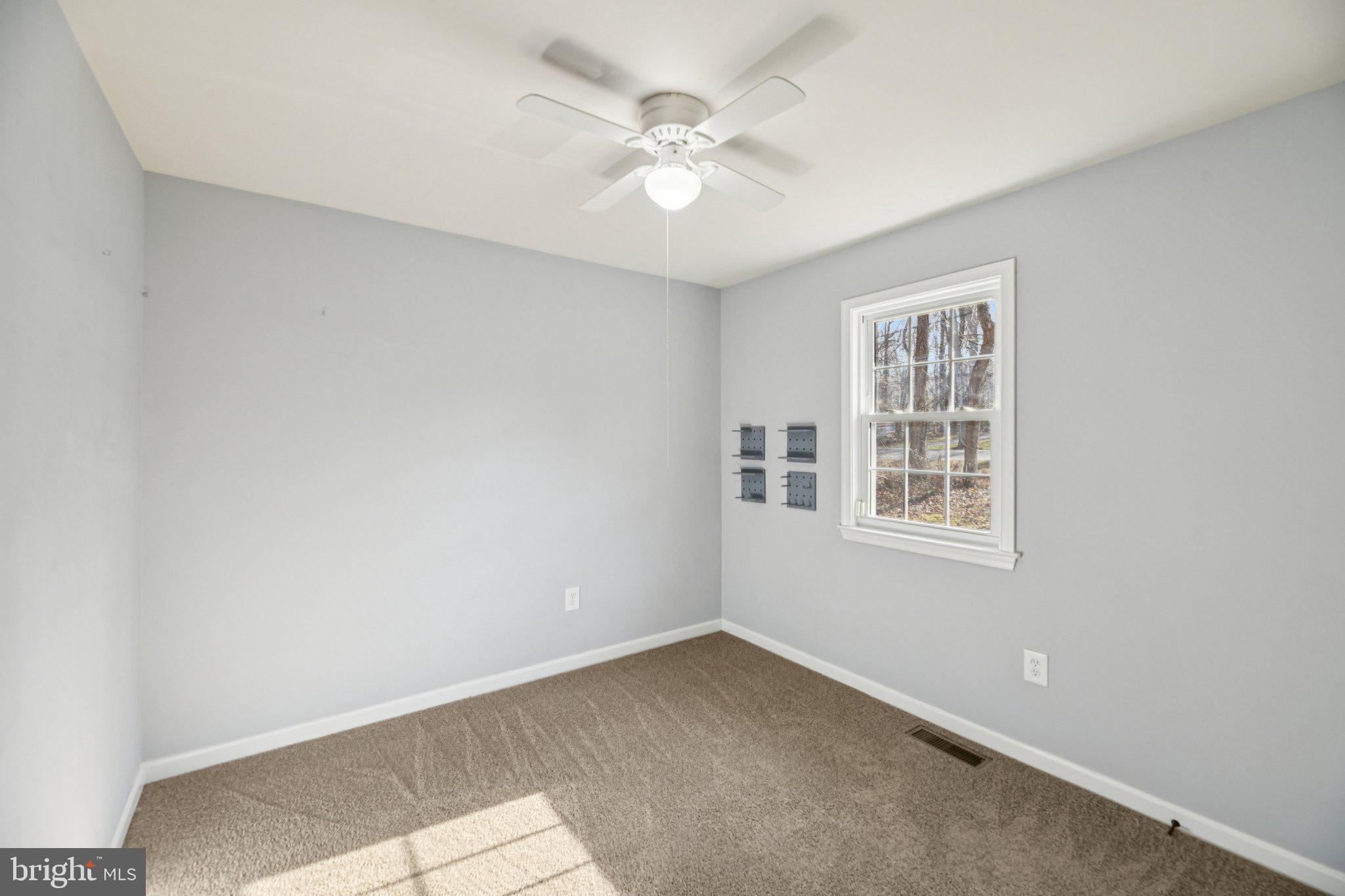 POPLAR WOODS - Residential