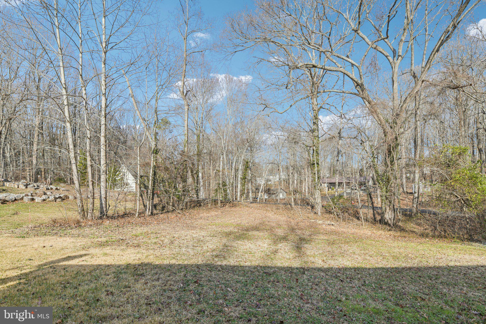 POPLAR WOODS - Residential