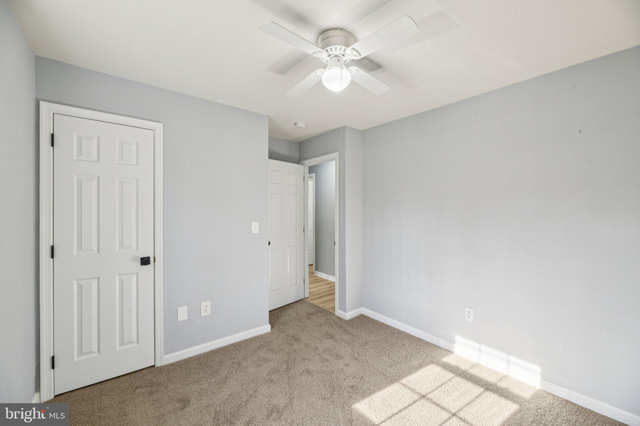 POPLAR WOODS - Residential