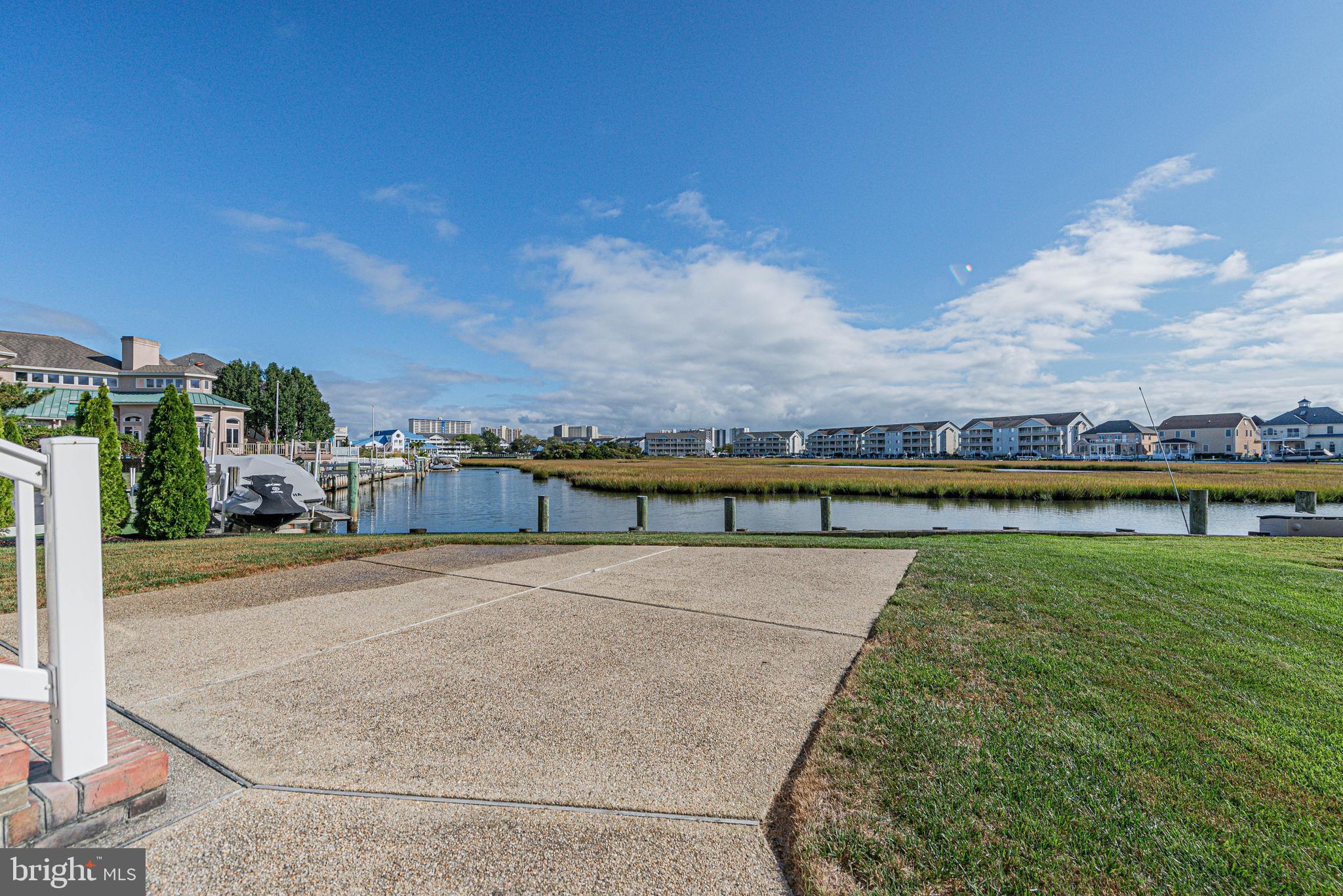 HERON HARBOUR - Residential