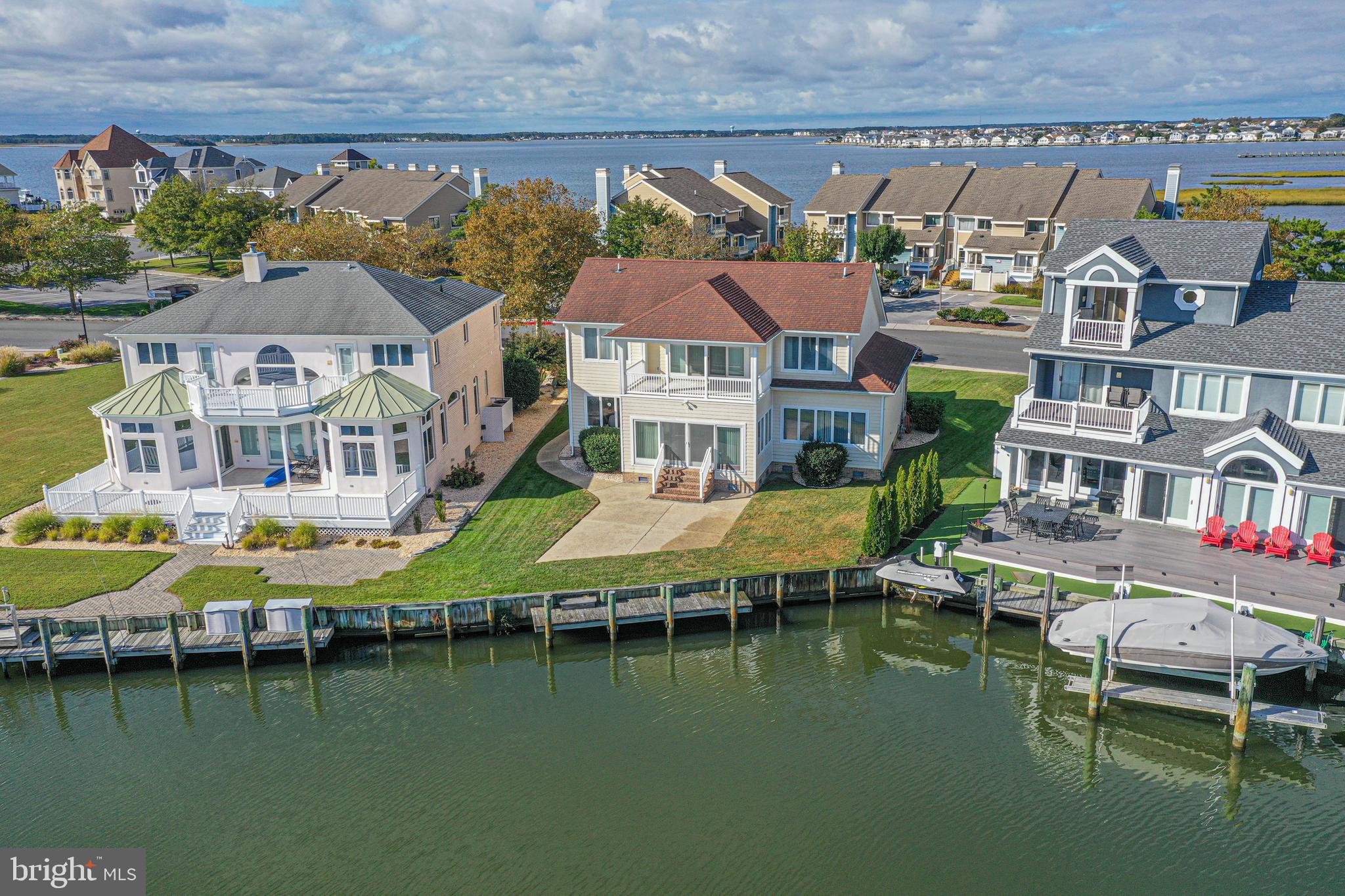 HERON HARBOUR - Residential