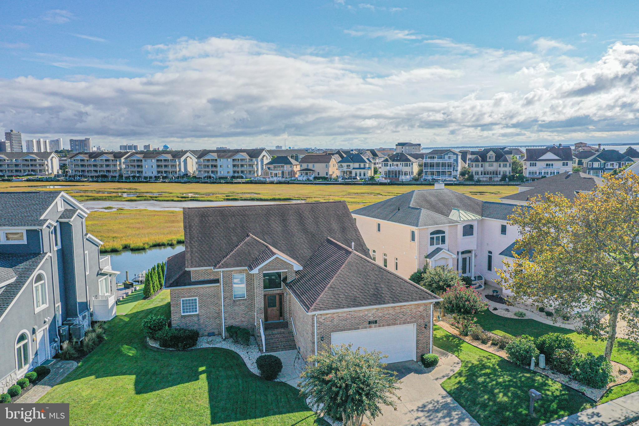 HERON HARBOUR - Residential