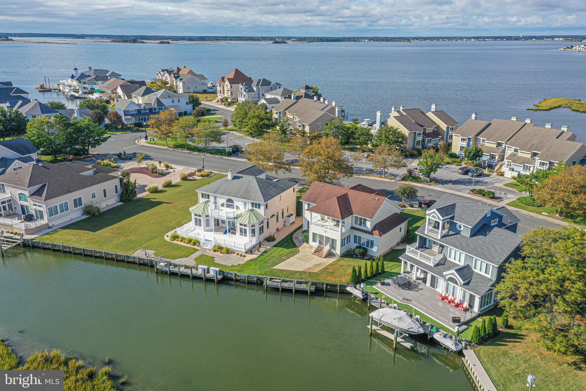 HERON HARBOUR - Residential