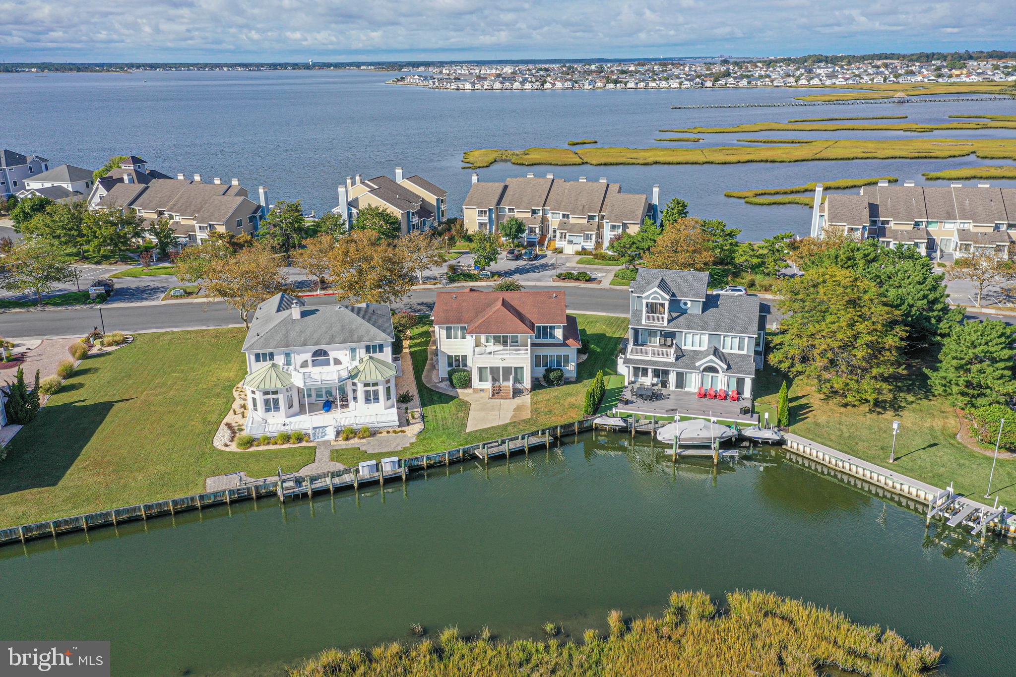 HERON HARBOUR - Residential