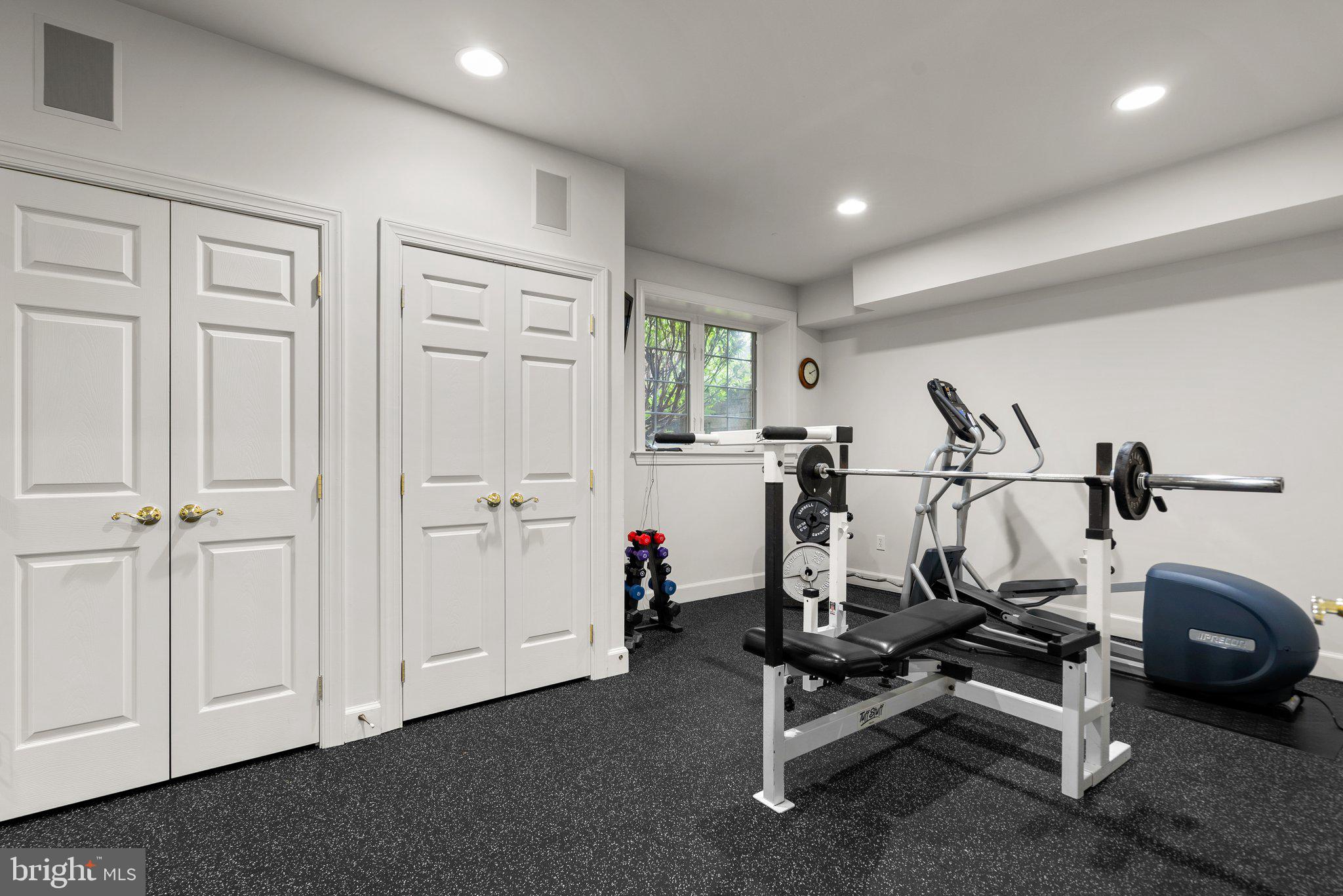 GLEN MEADOWS - Residential