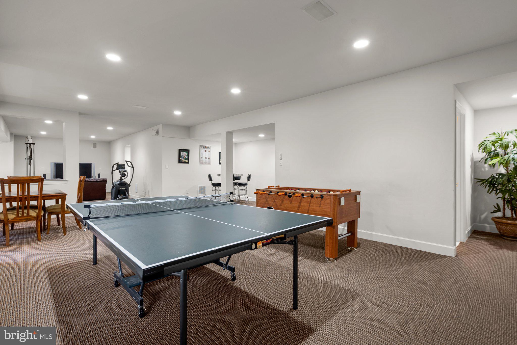 GLEN MEADOWS - Residential