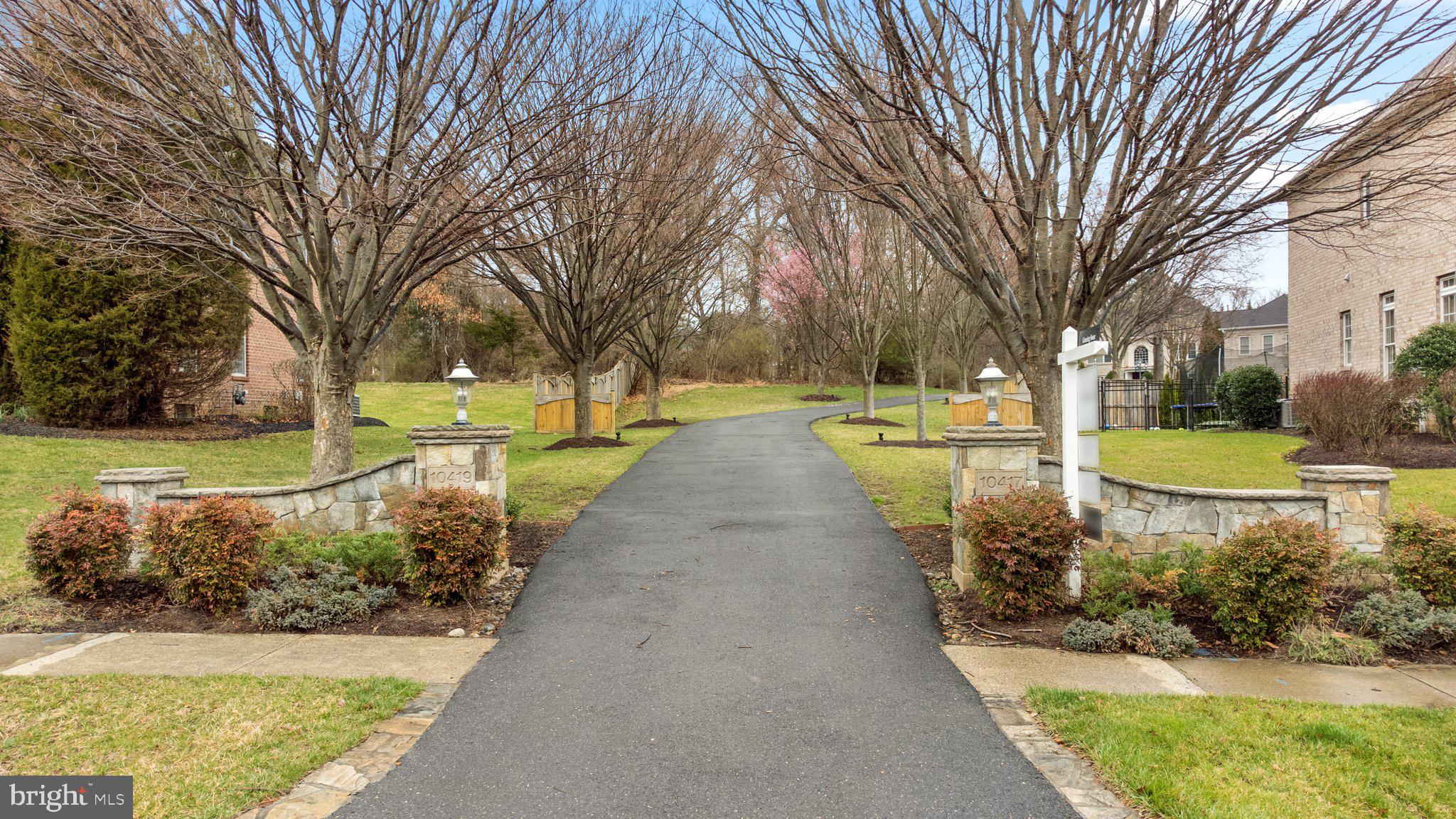 GLEN MEADOWS - Residential