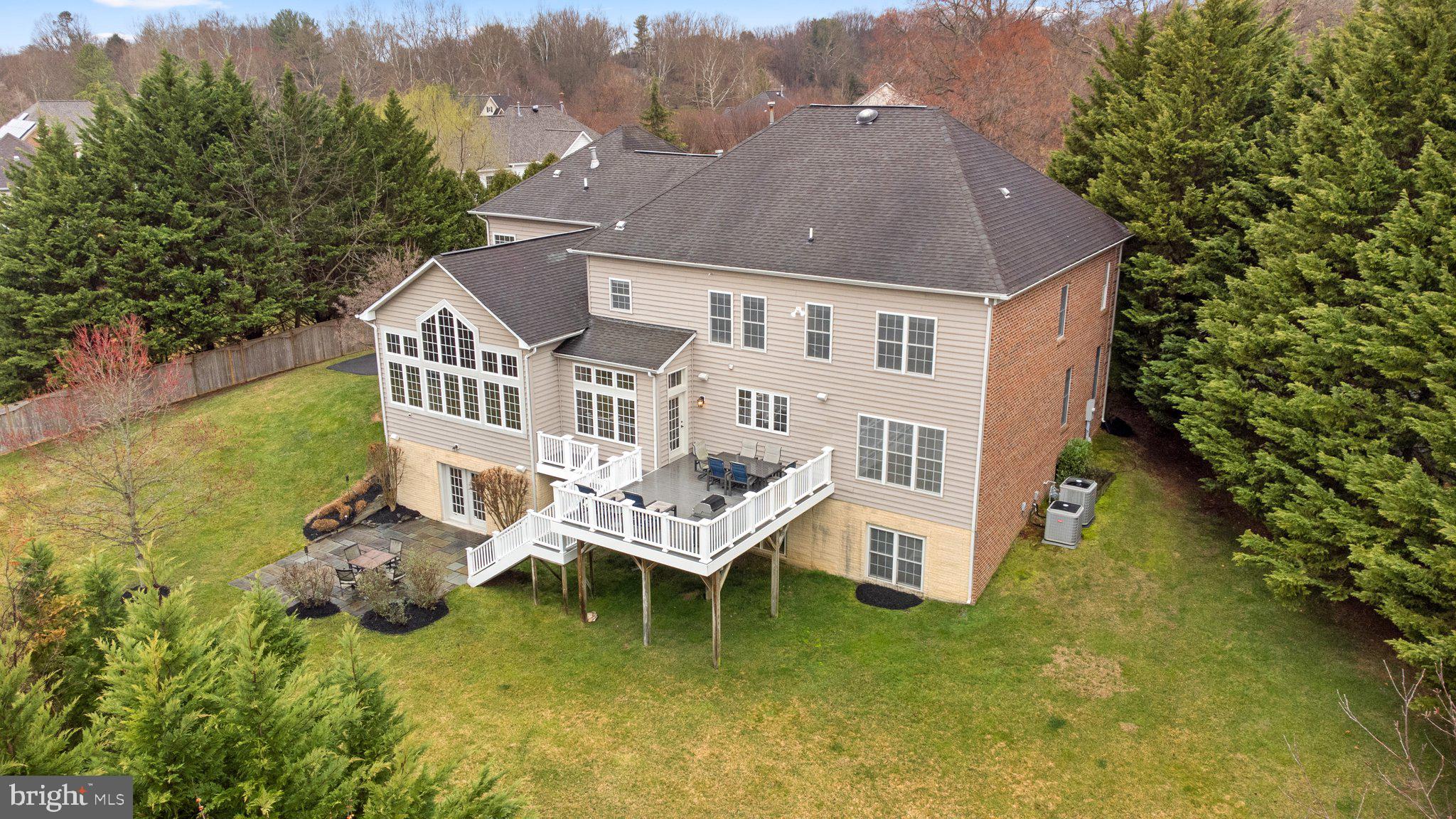 GLEN MEADOWS - Residential