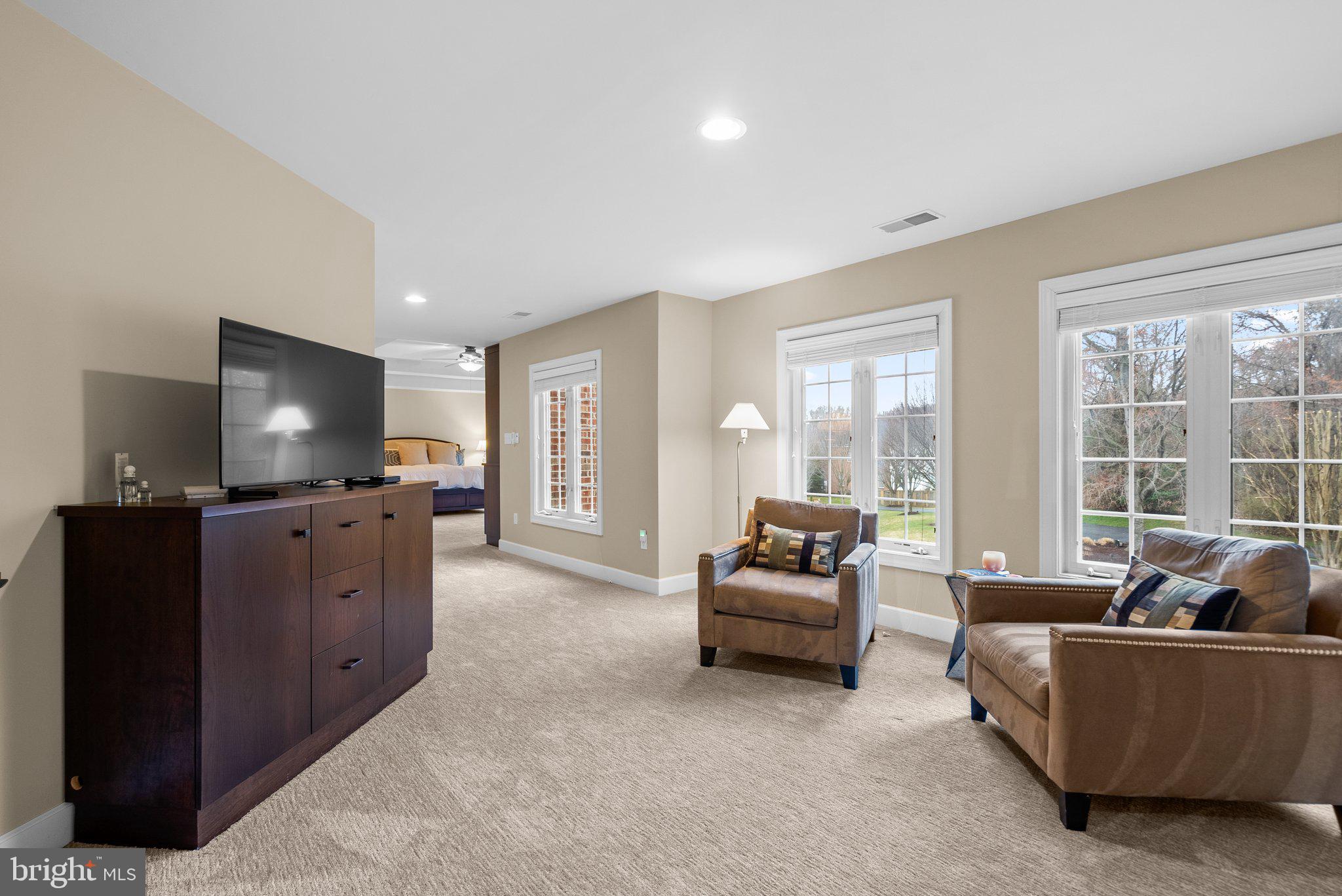 GLEN MEADOWS - Residential