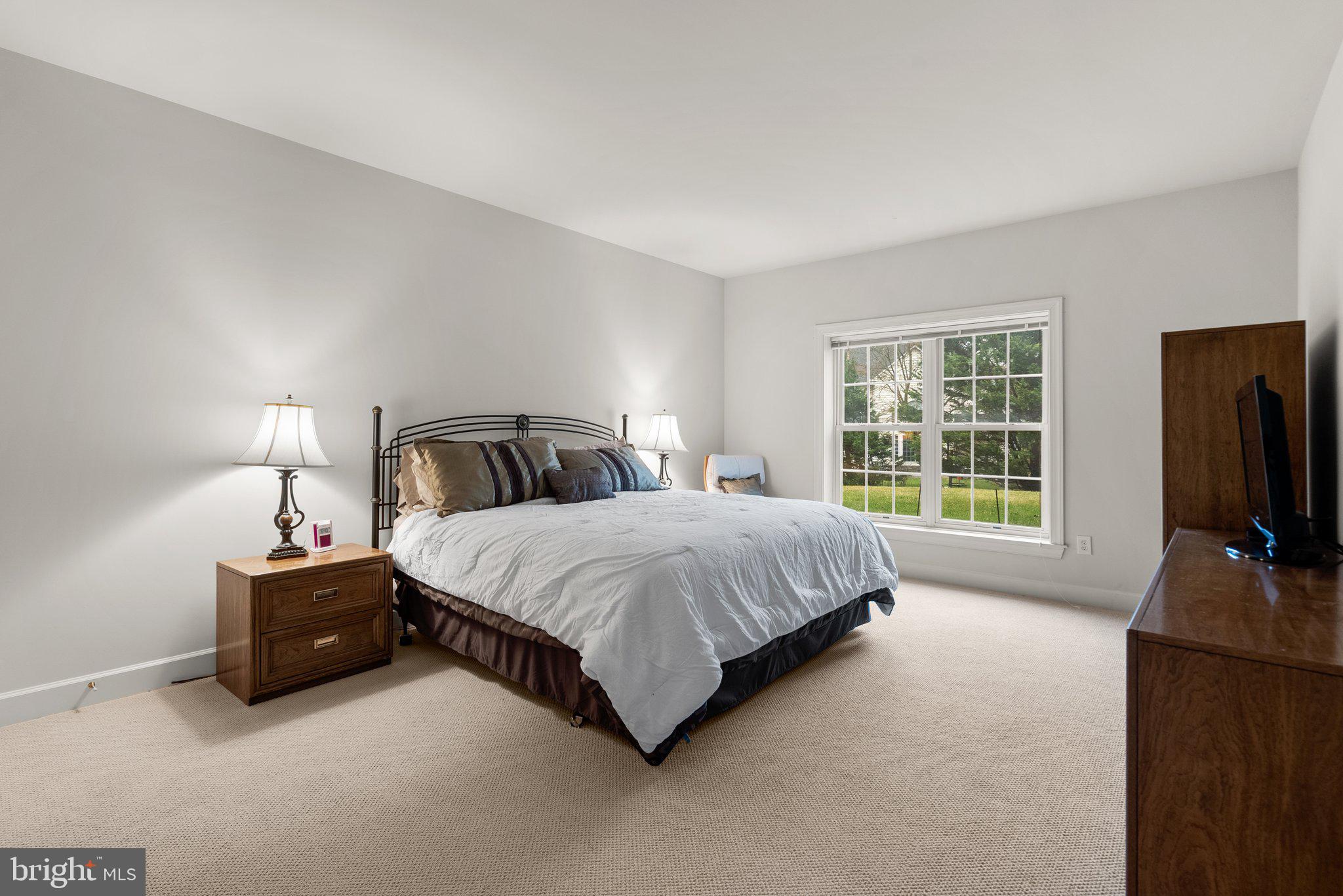 GLEN MEADOWS - Residential