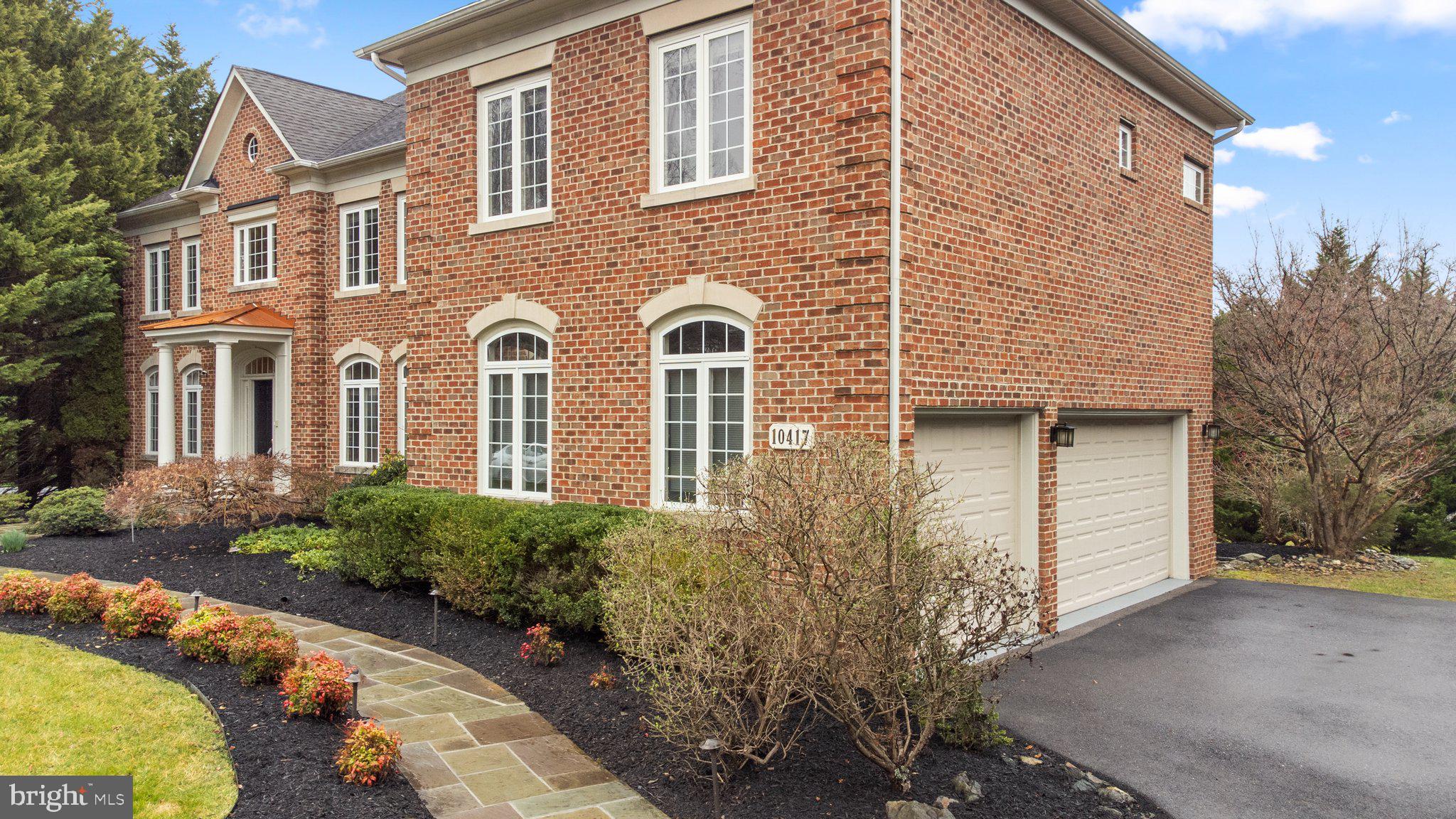 GLEN MEADOWS - Residential