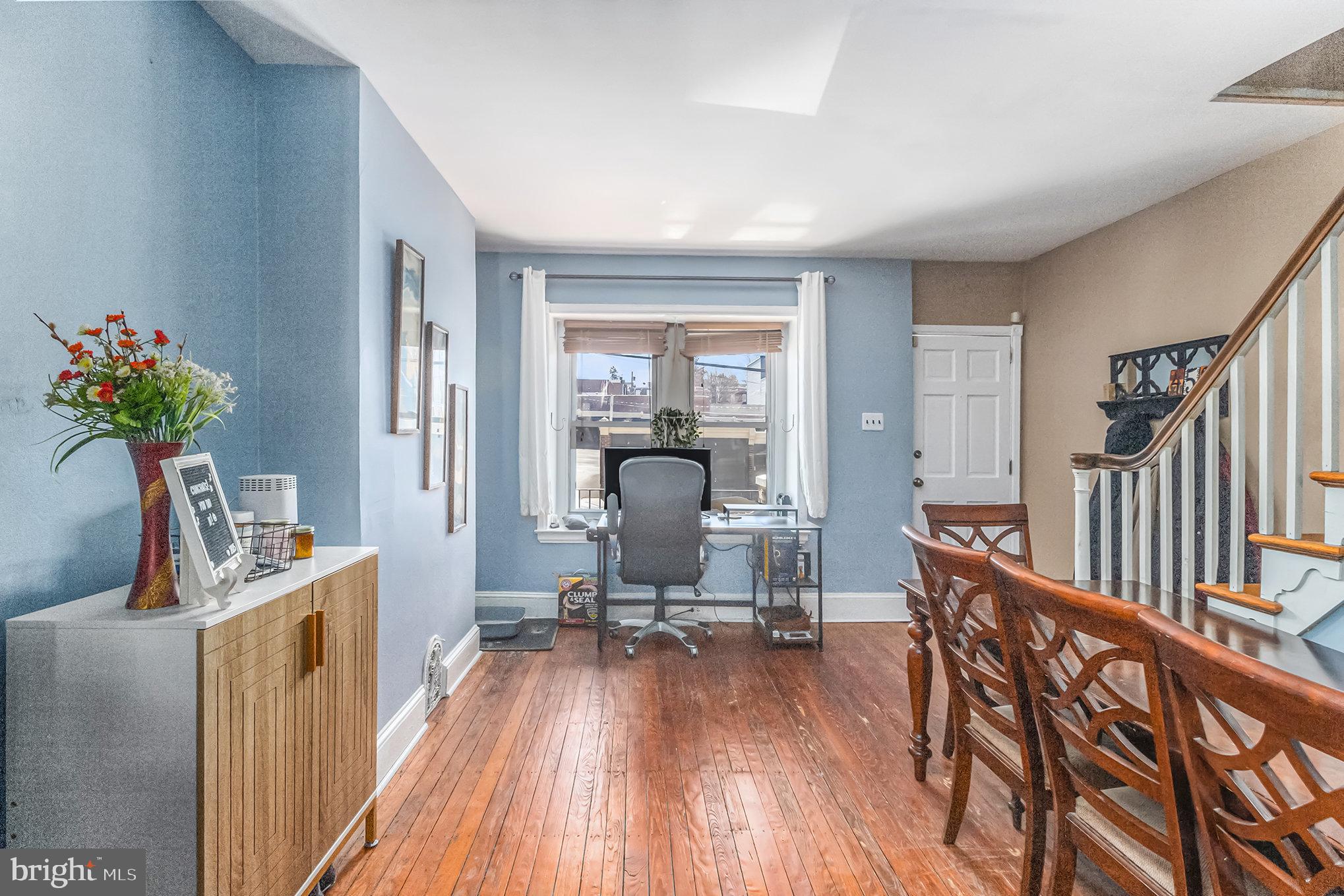 ROXBOROUGH - Residential