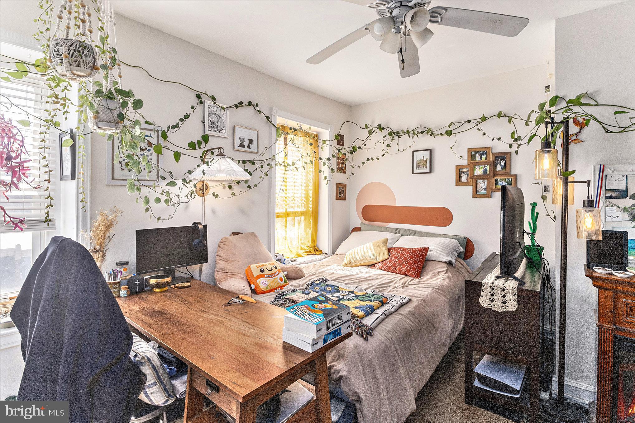 ROXBOROUGH - Residential