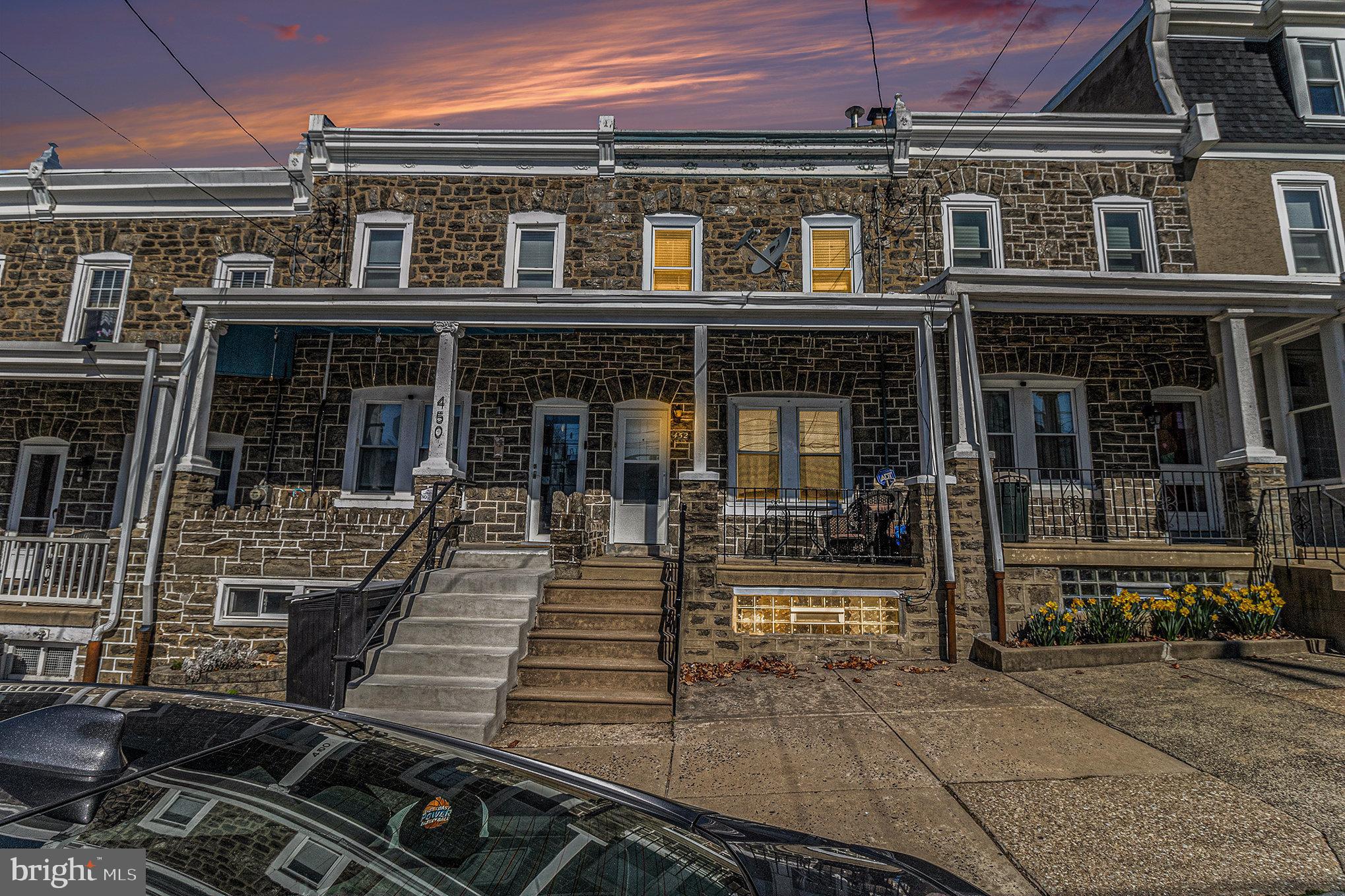 ROXBOROUGH - Residential