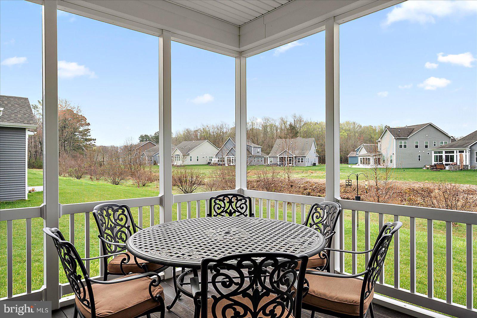 THE ESTUARY - Residential