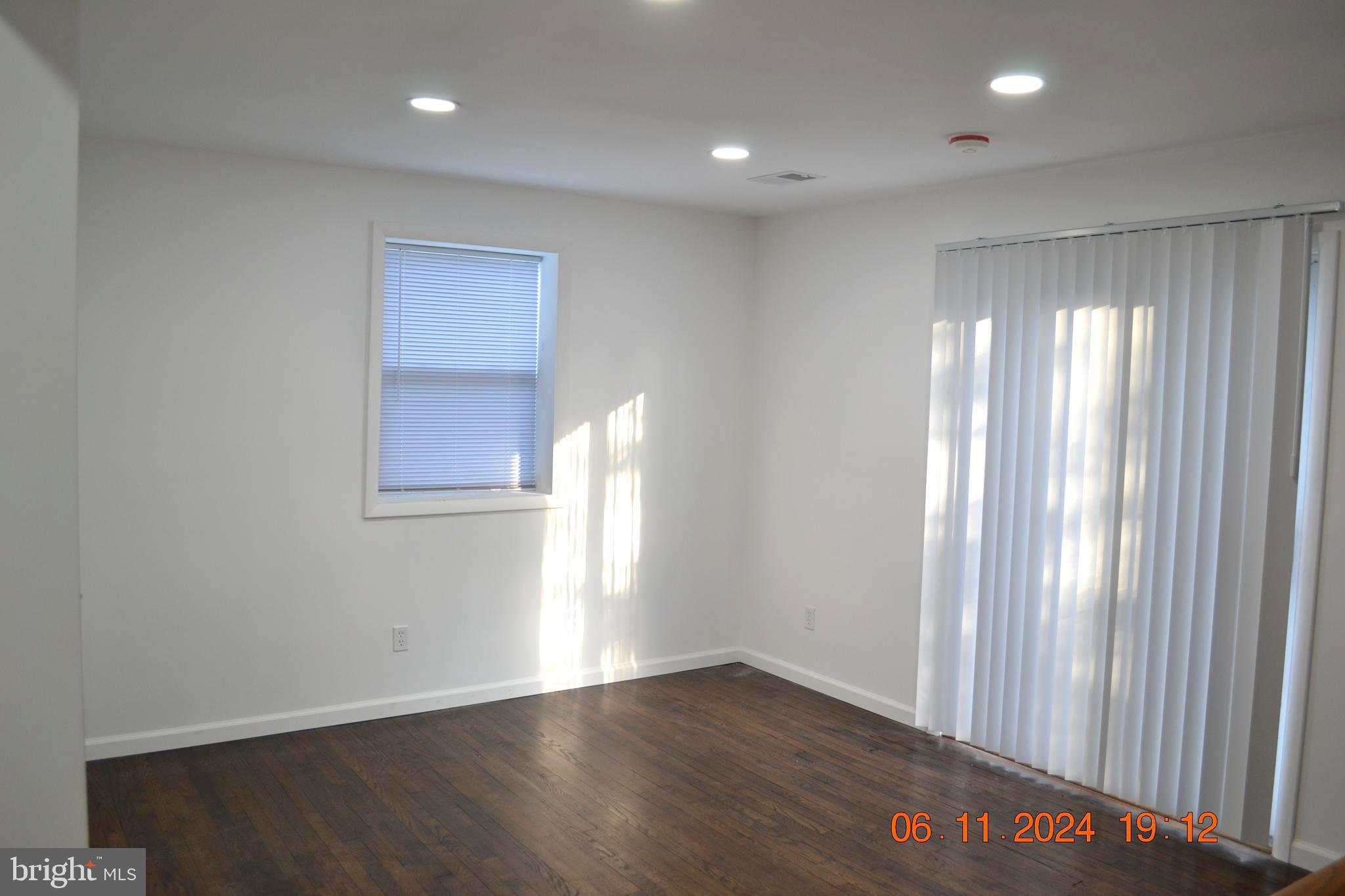 BAR HARBOR - Residential Lease