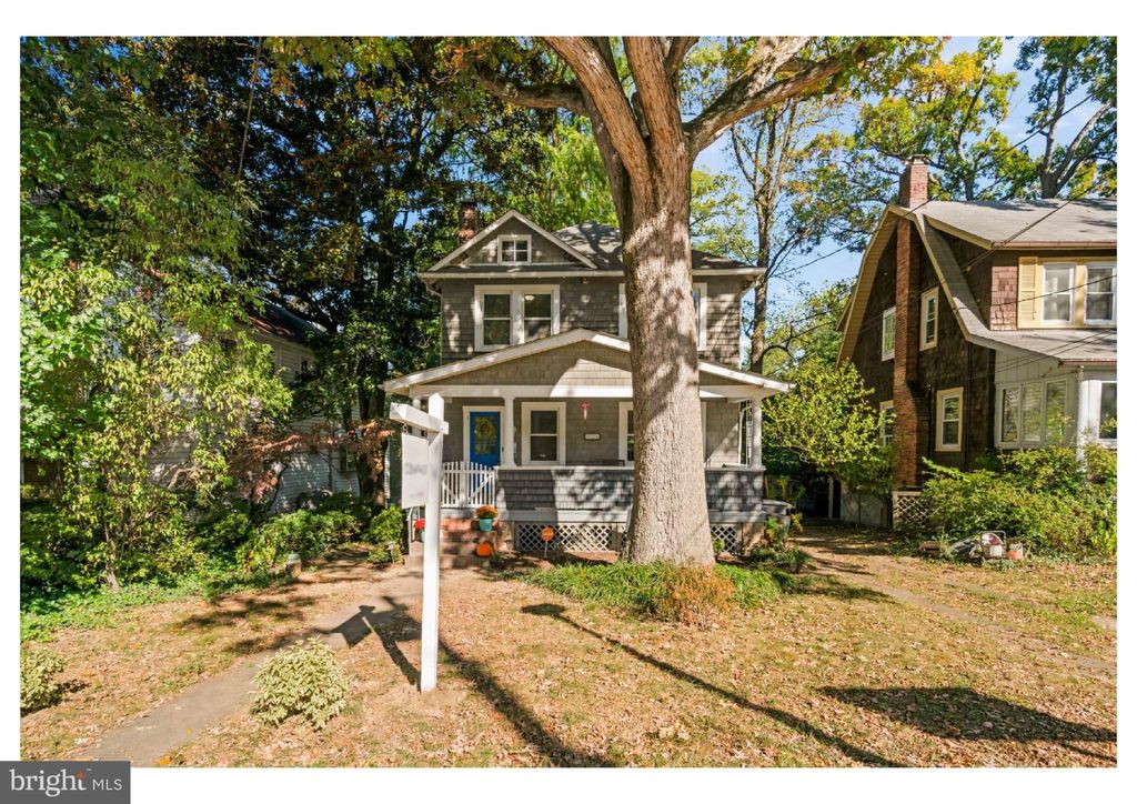 Photo of 610 Saint Dunstans Road, BALTIMORE, MD 21212 (MLS # MDBA2186596)