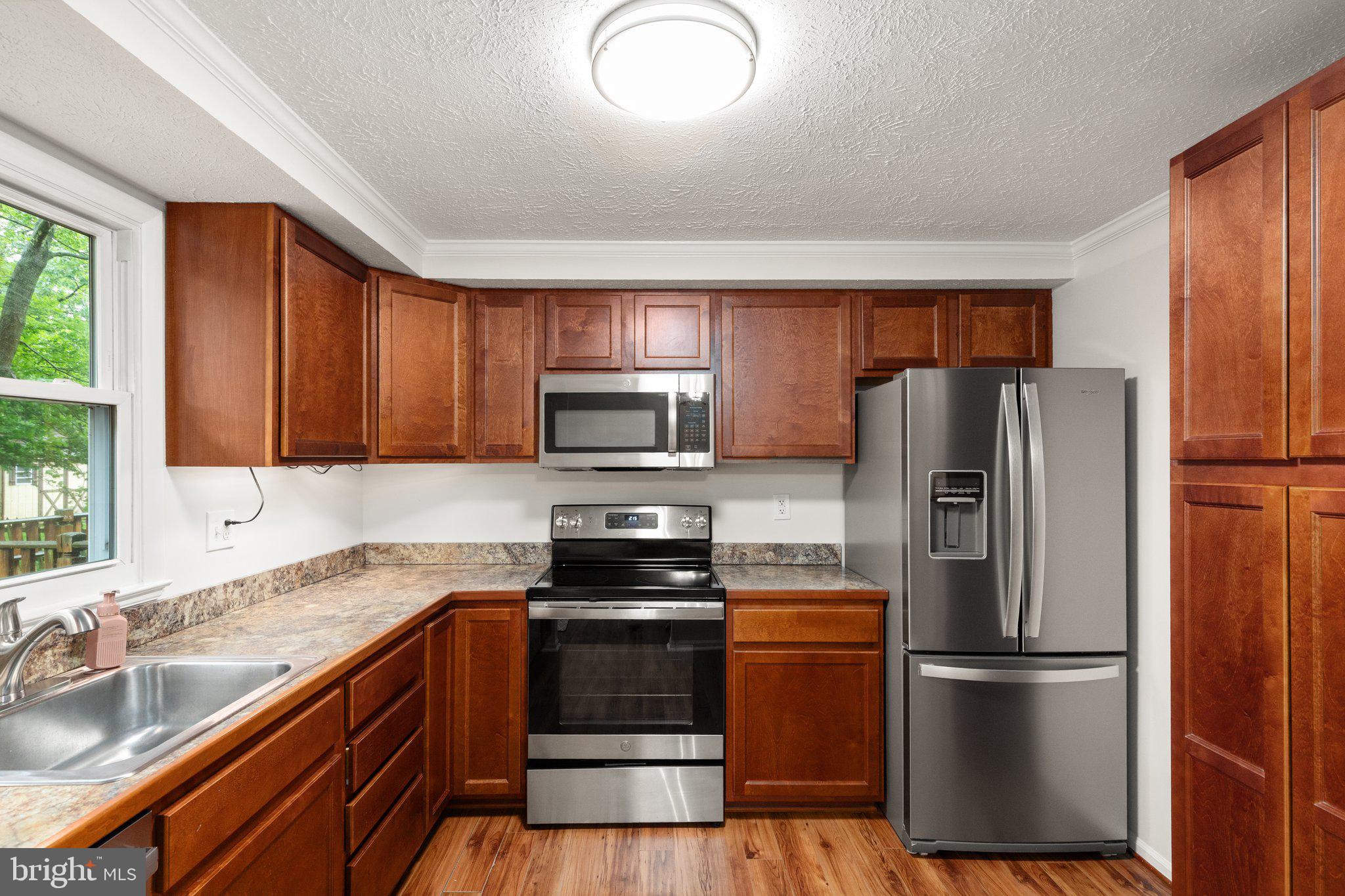 MAYFIELD MANOR - Residential