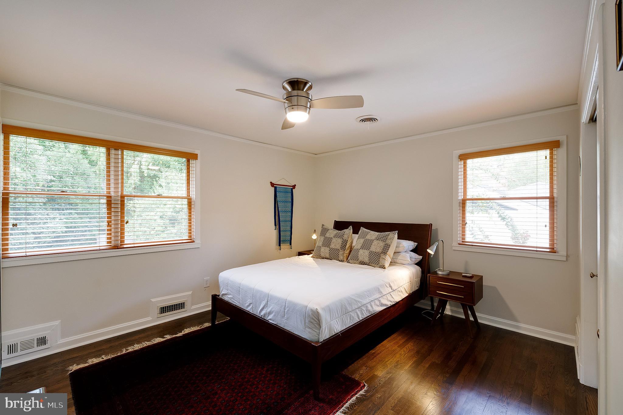 MAPLEWOOD MANOR - Residential Lease